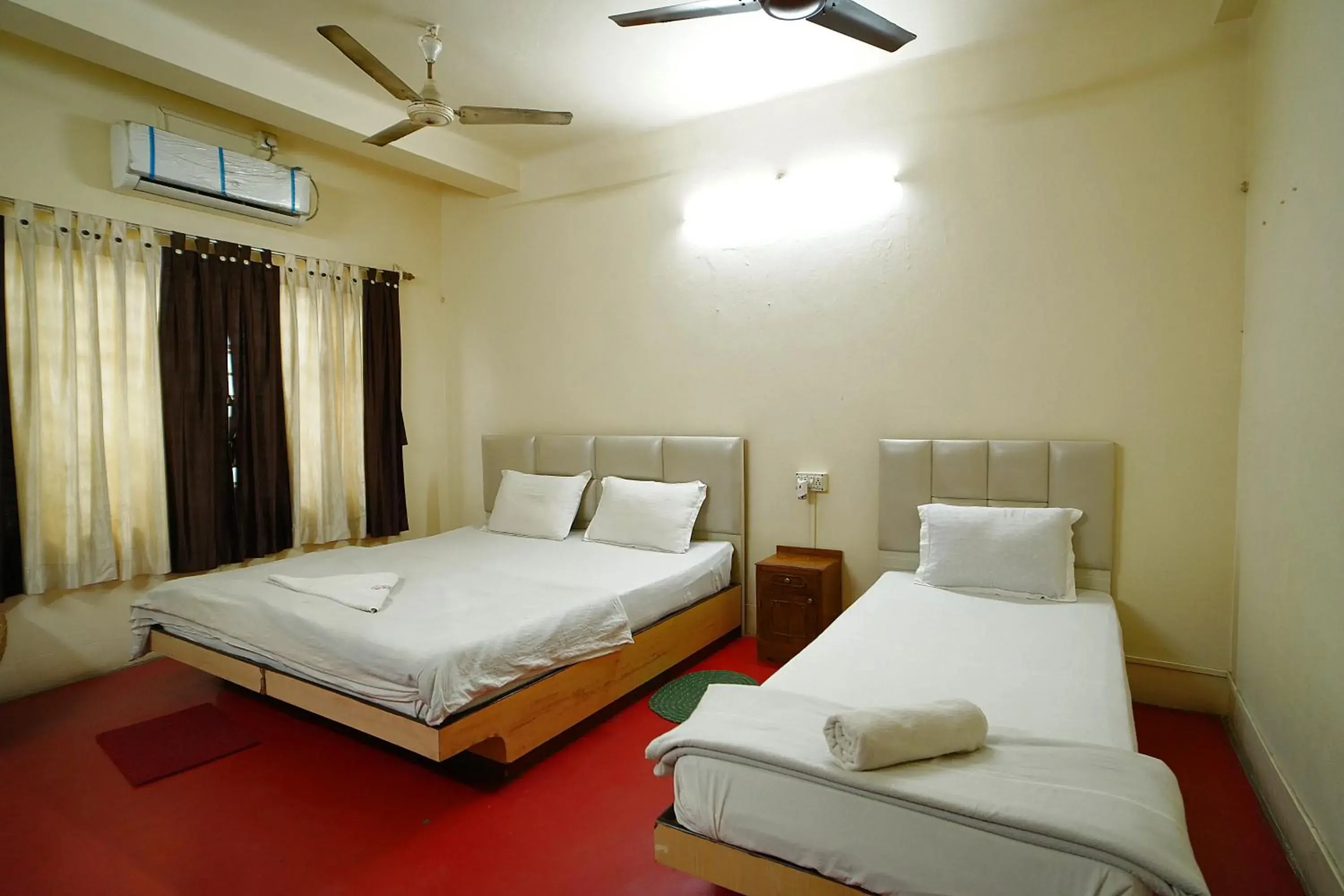 Triple Room in Hotel Balaka International Triple Room in Hotel Balaka International