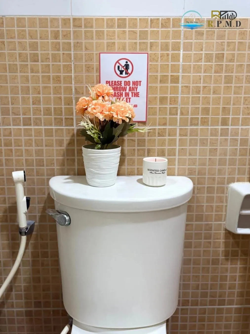Toilet in CJ by the Bay