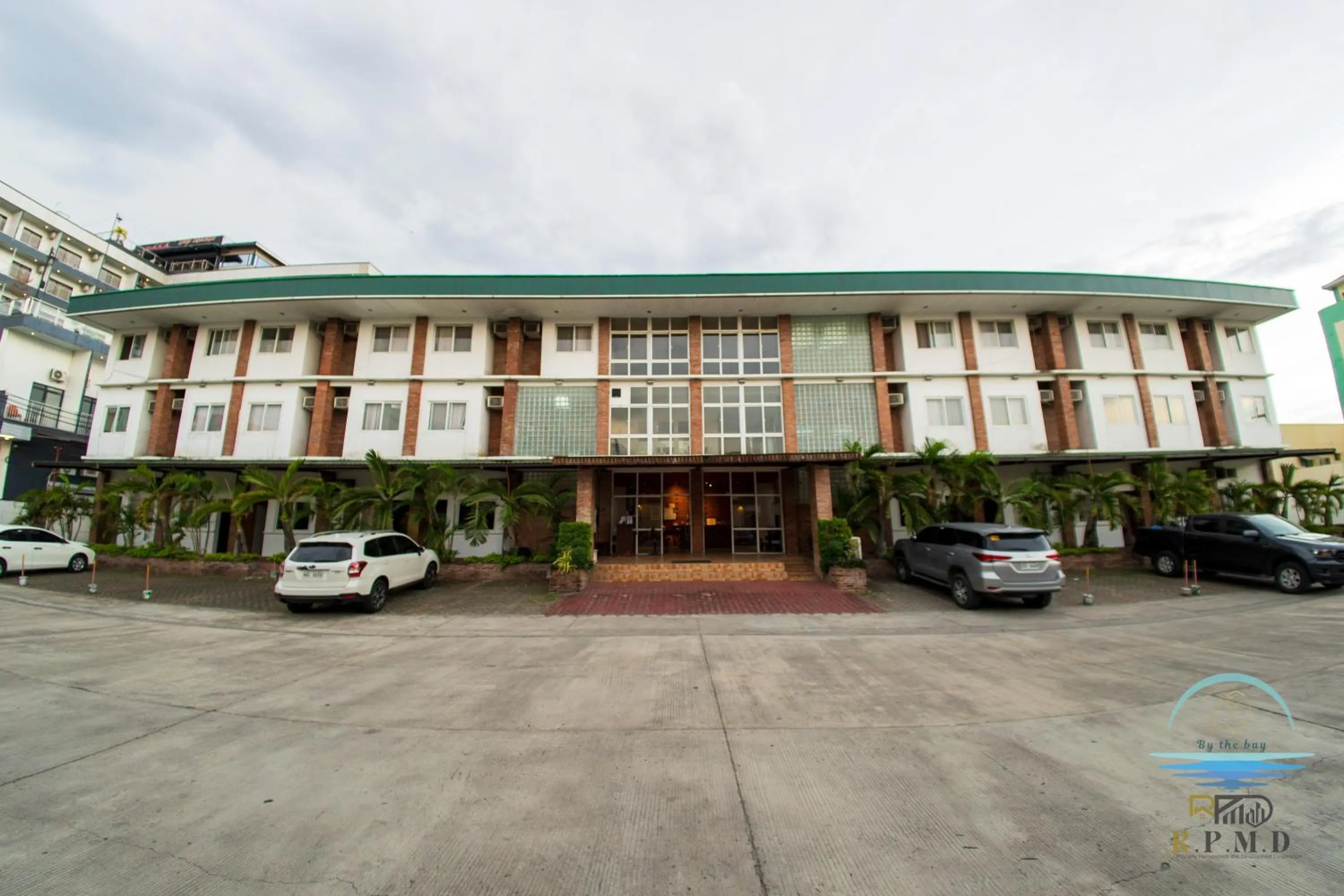 Property building in CJ by the Bay