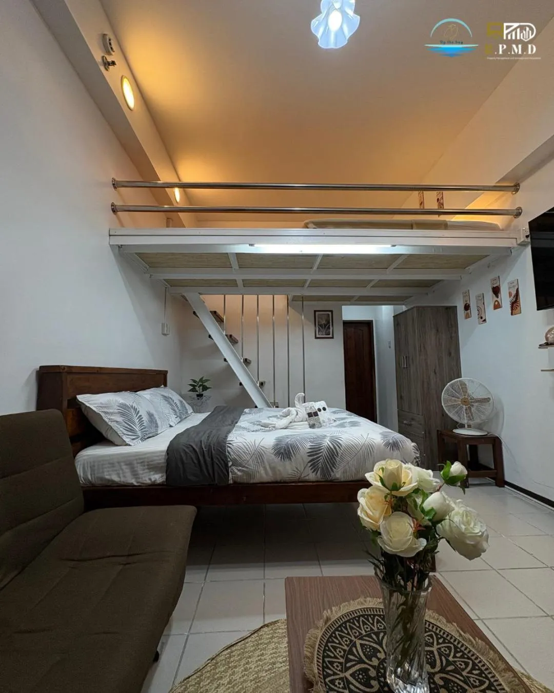 Bed in CJ by the Bay