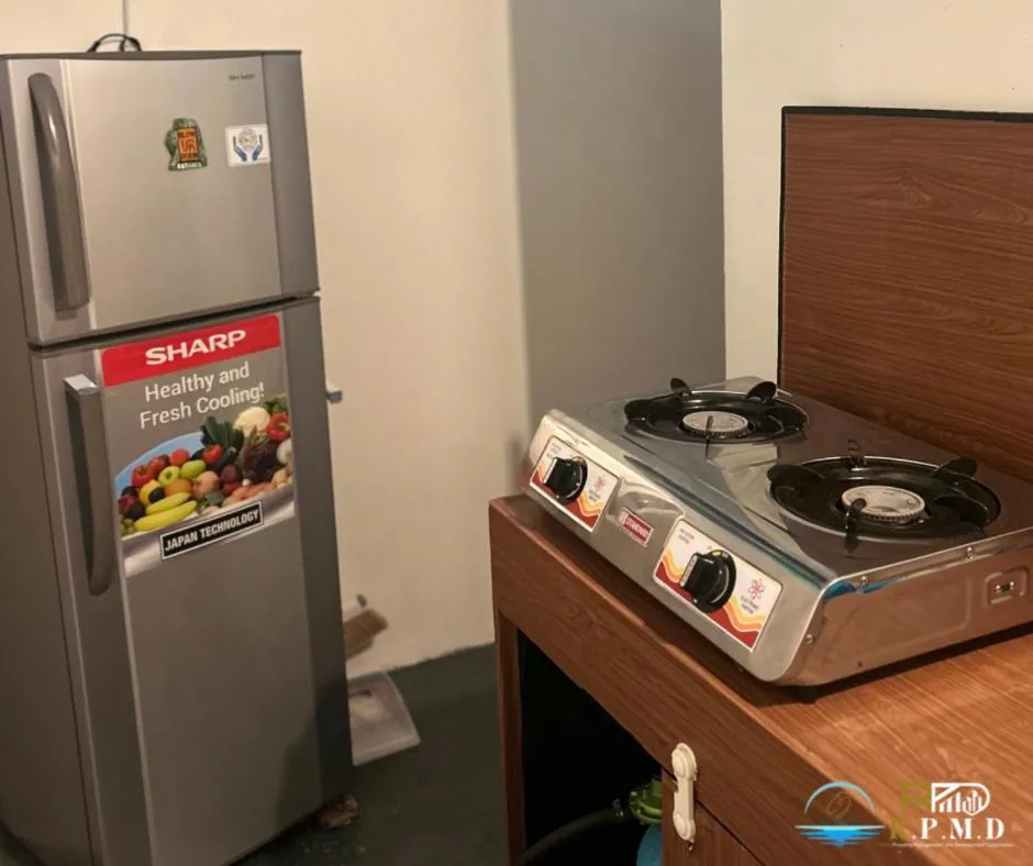 Kitchen or kitchenette in CJ by the Bay