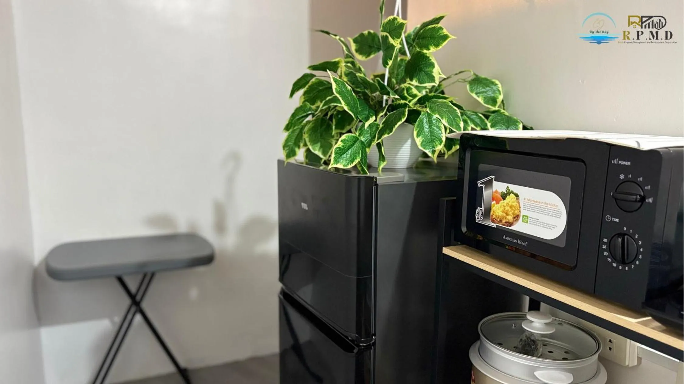 Kitchen or kitchenette in CJ by the Bay