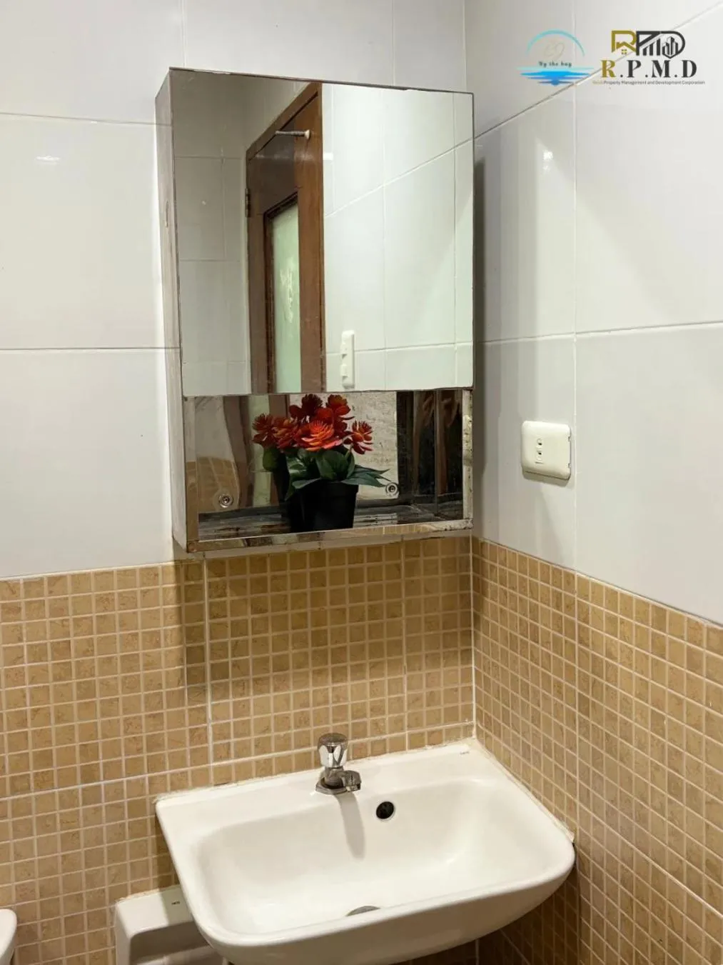 Bathroom in CJ by the Bay