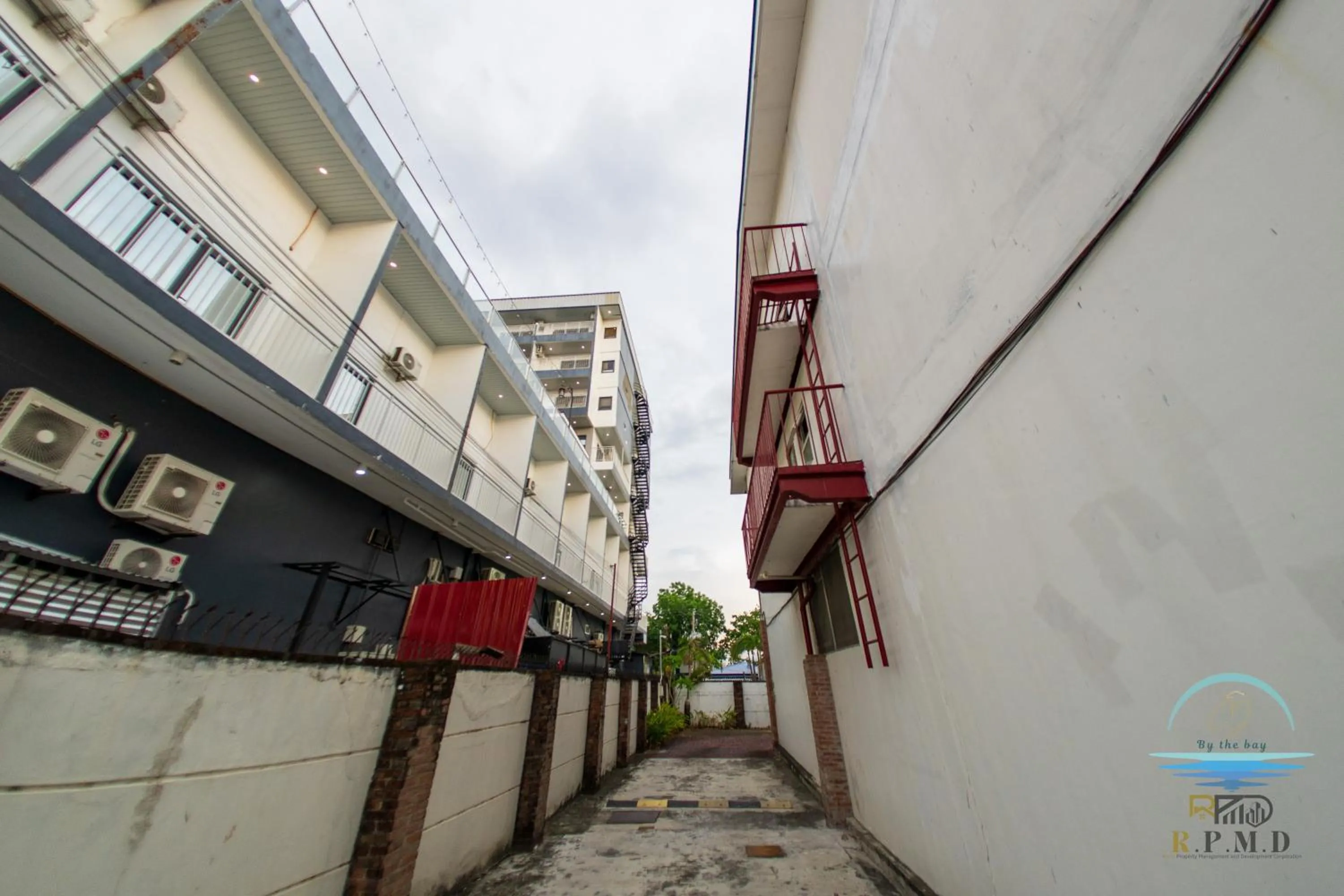 Property building in CJ by the Bay