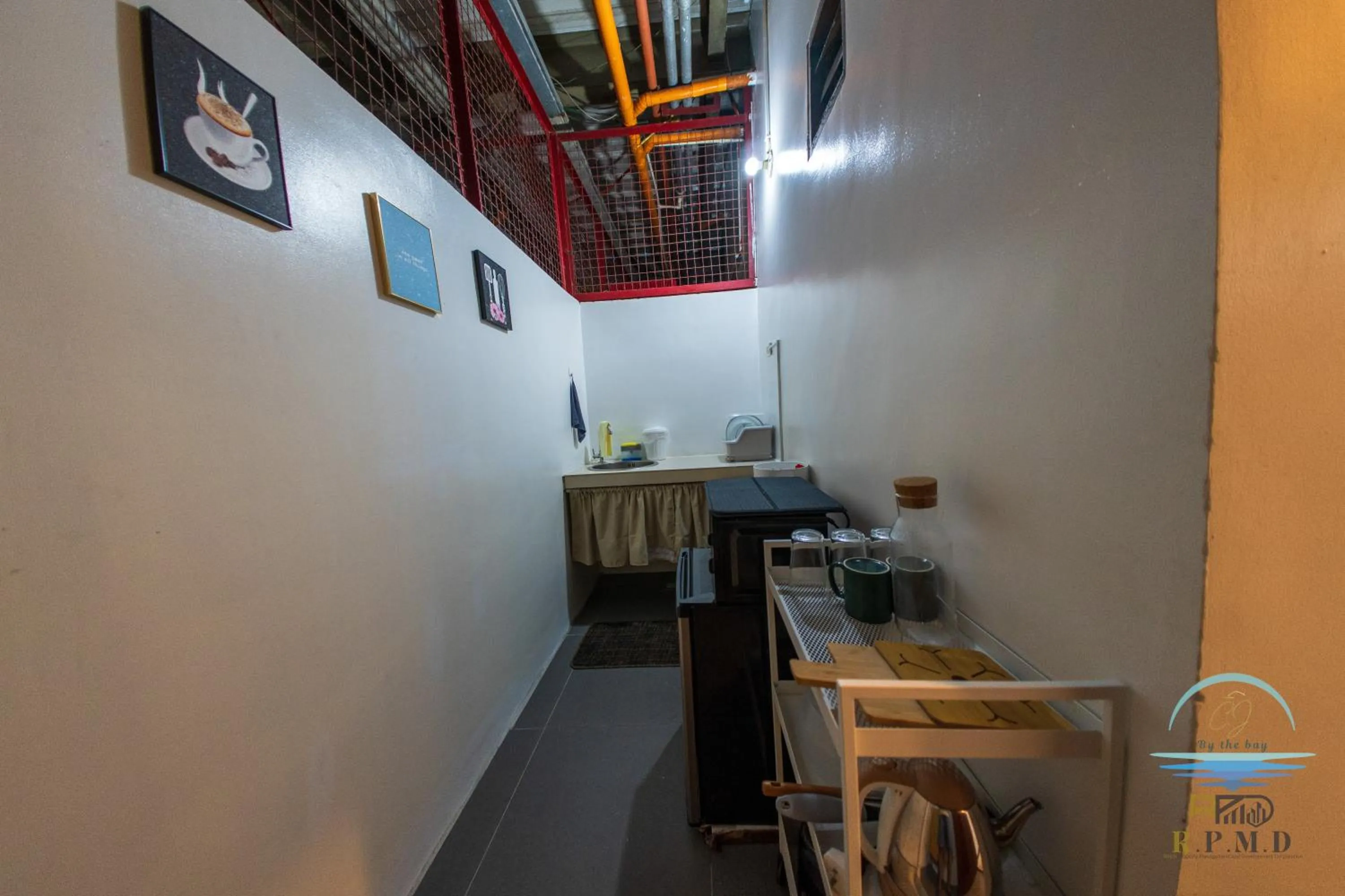 Kitchen or kitchenette in CJ by the Bay