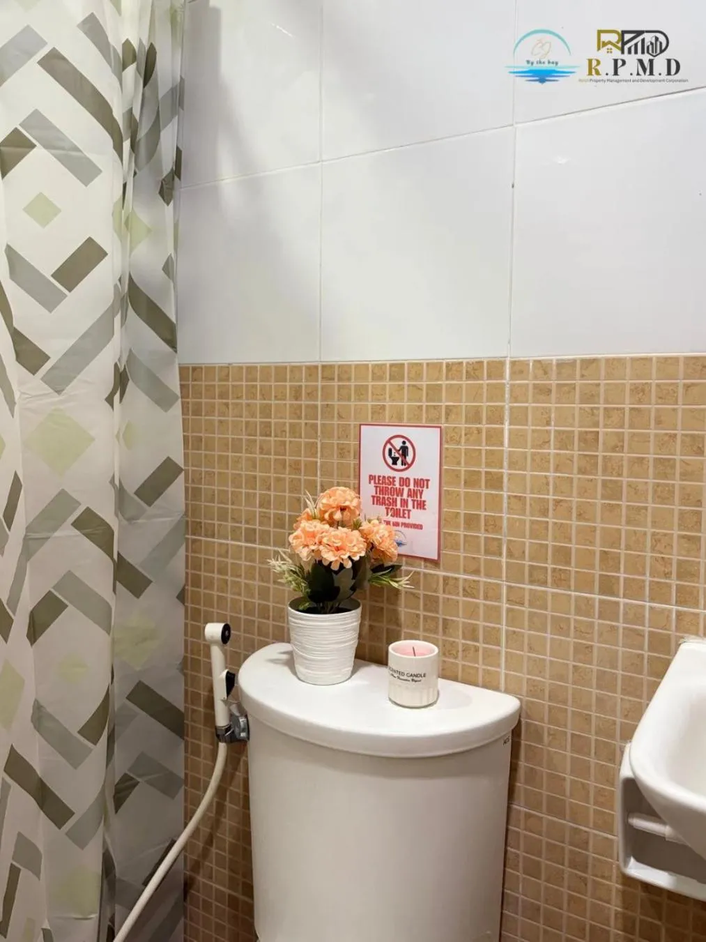 Toilet in CJ by the Bay