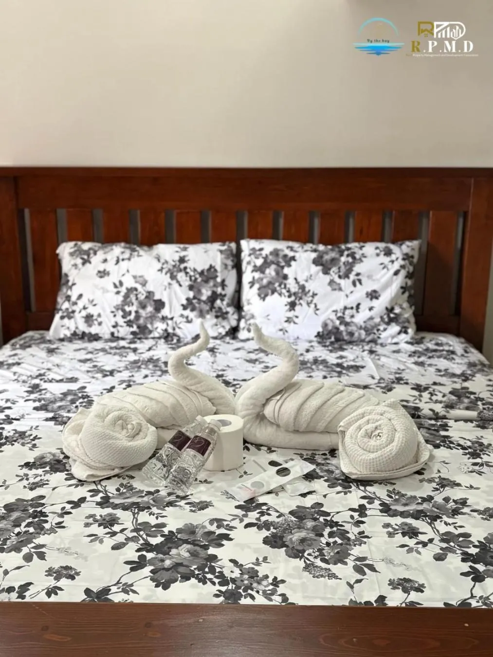 Bed in CJ by the Bay