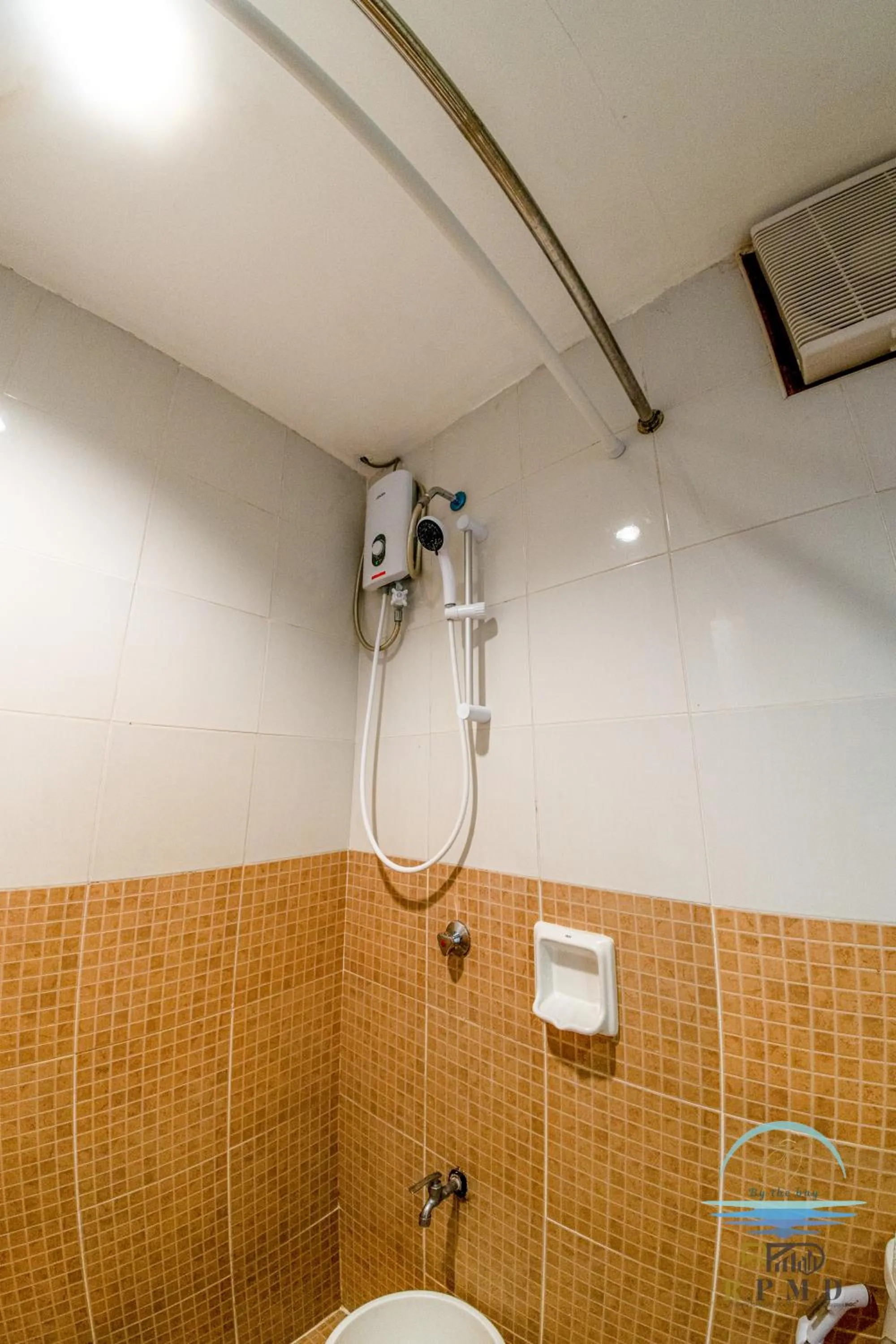 Shower in CJ by the Bay