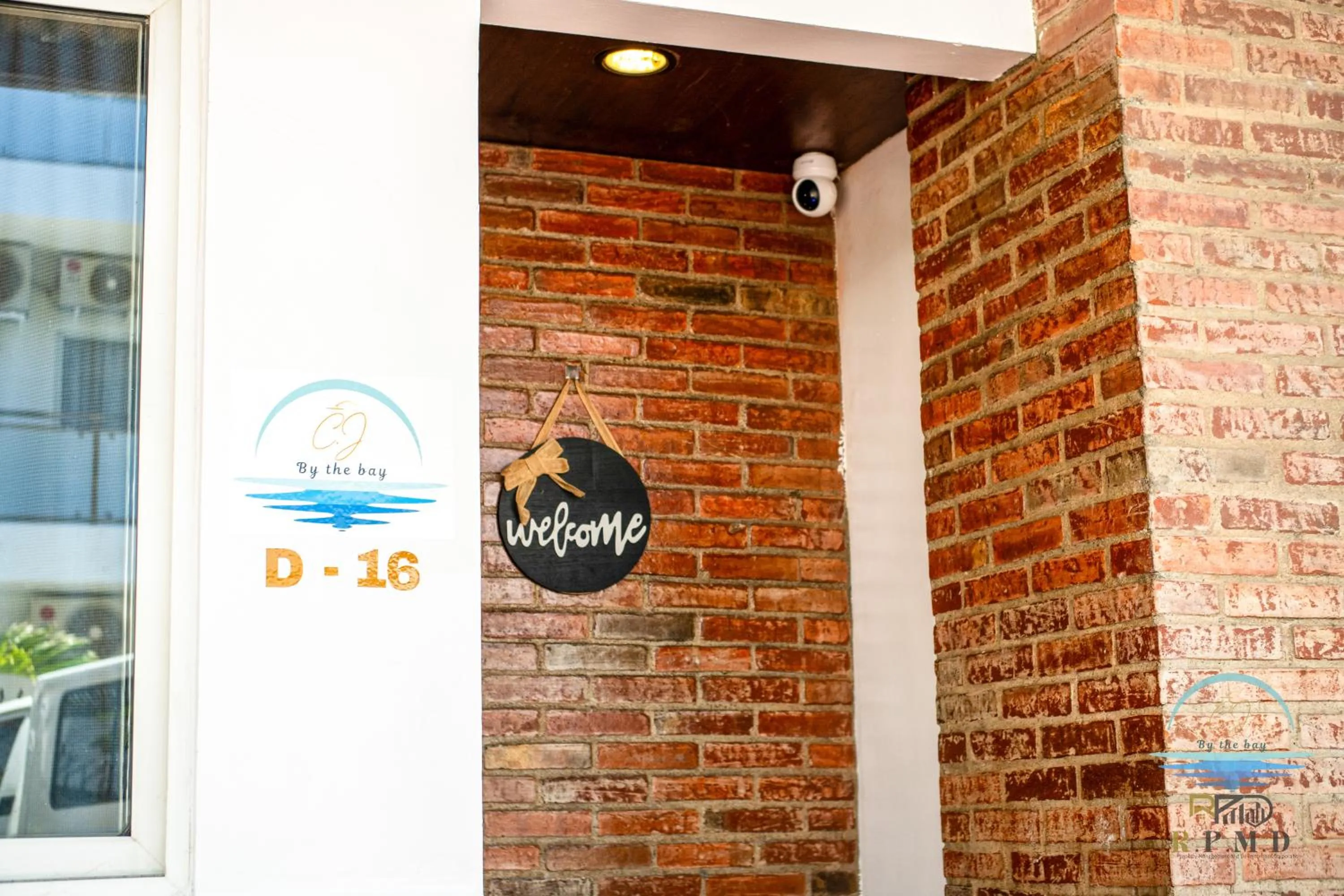 Logo/Certificate/Sign in CJ by the Bay