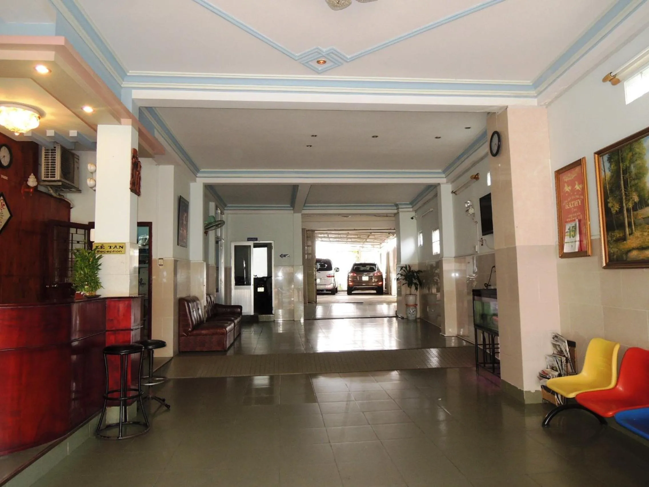Facade/entrance in Kathy Hotel