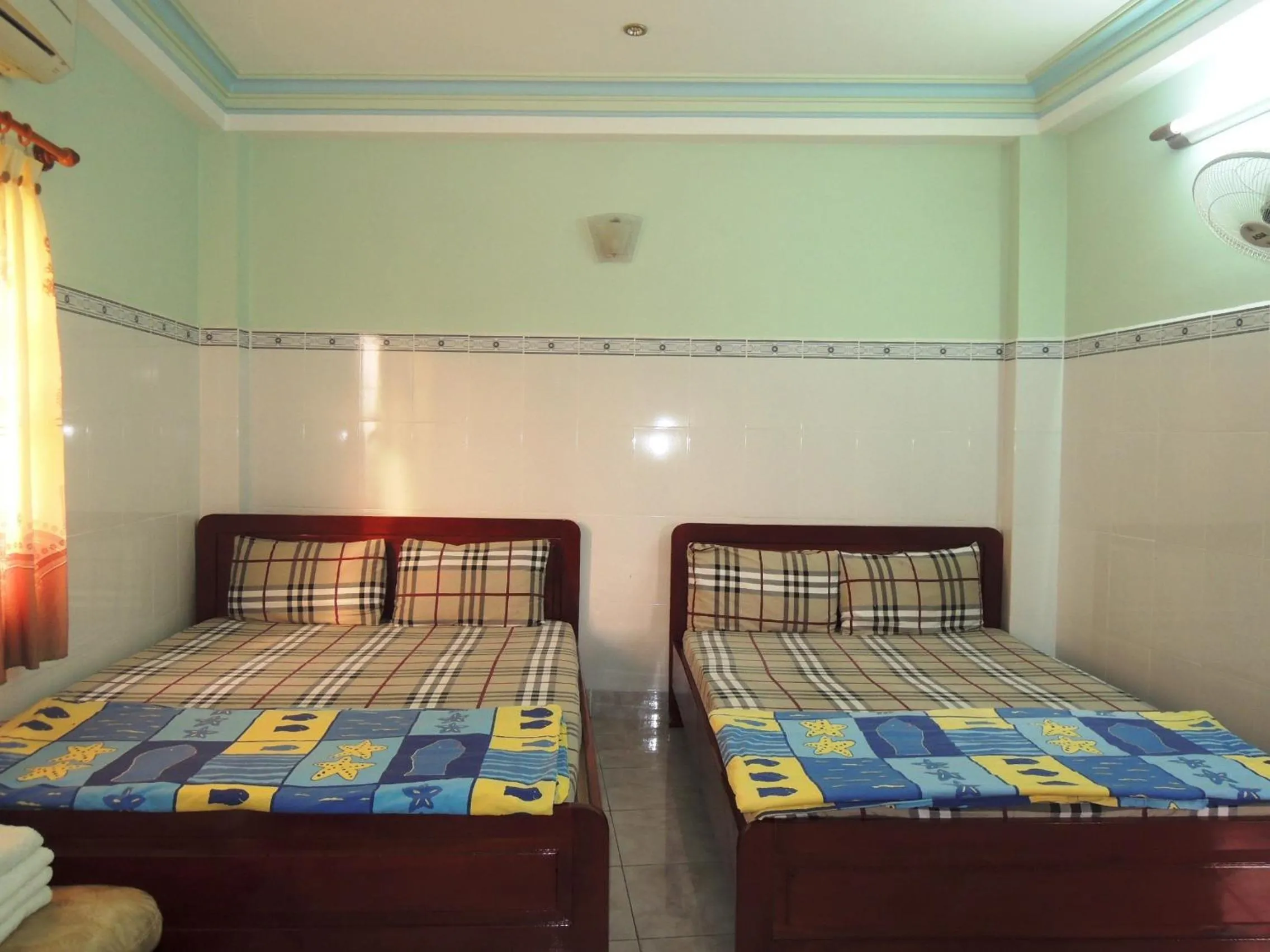 Photo of the whole room, Bed in Kathy Hotel