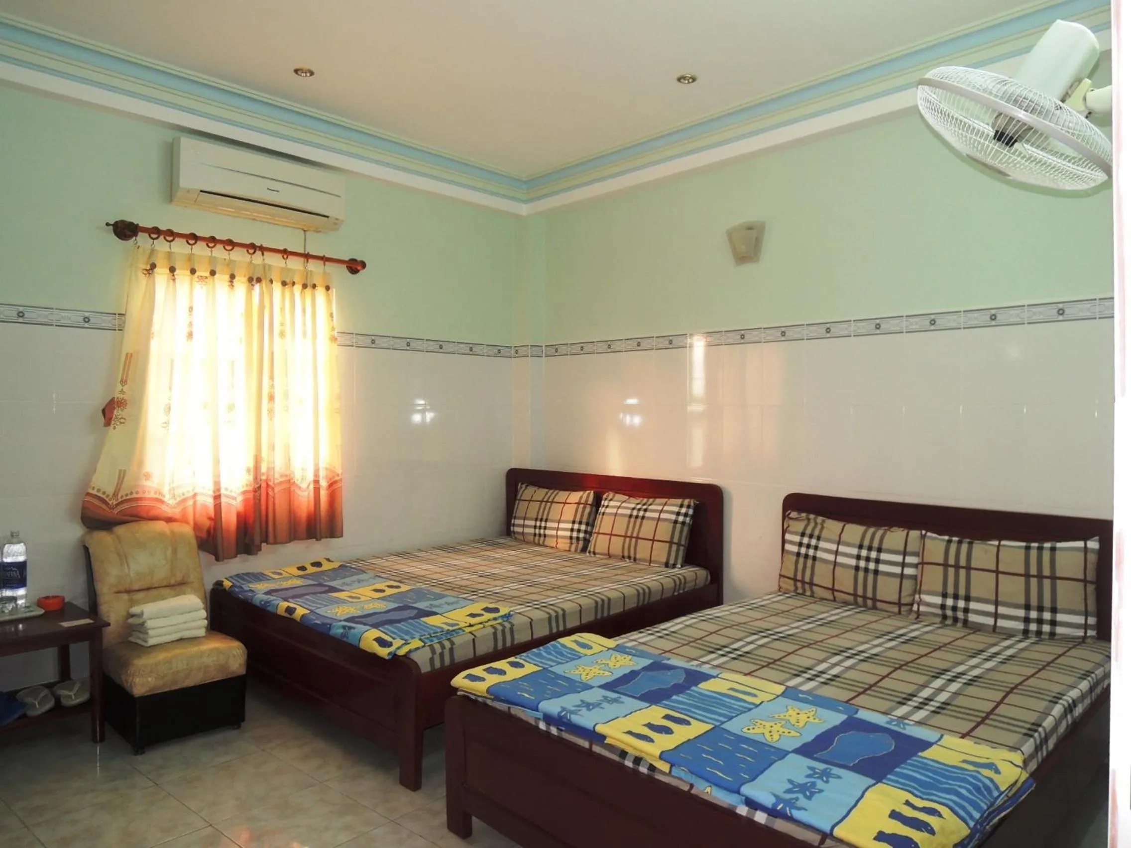 Photo of the whole room, Bed in Kathy Hotel