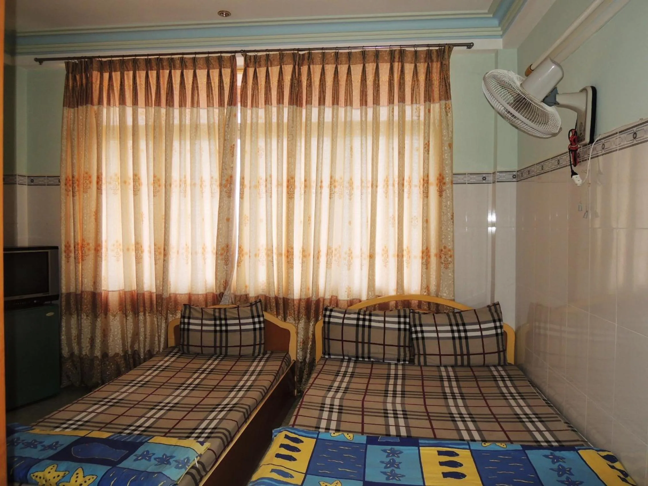 Photo of the whole room, Bed in Kathy Hotel