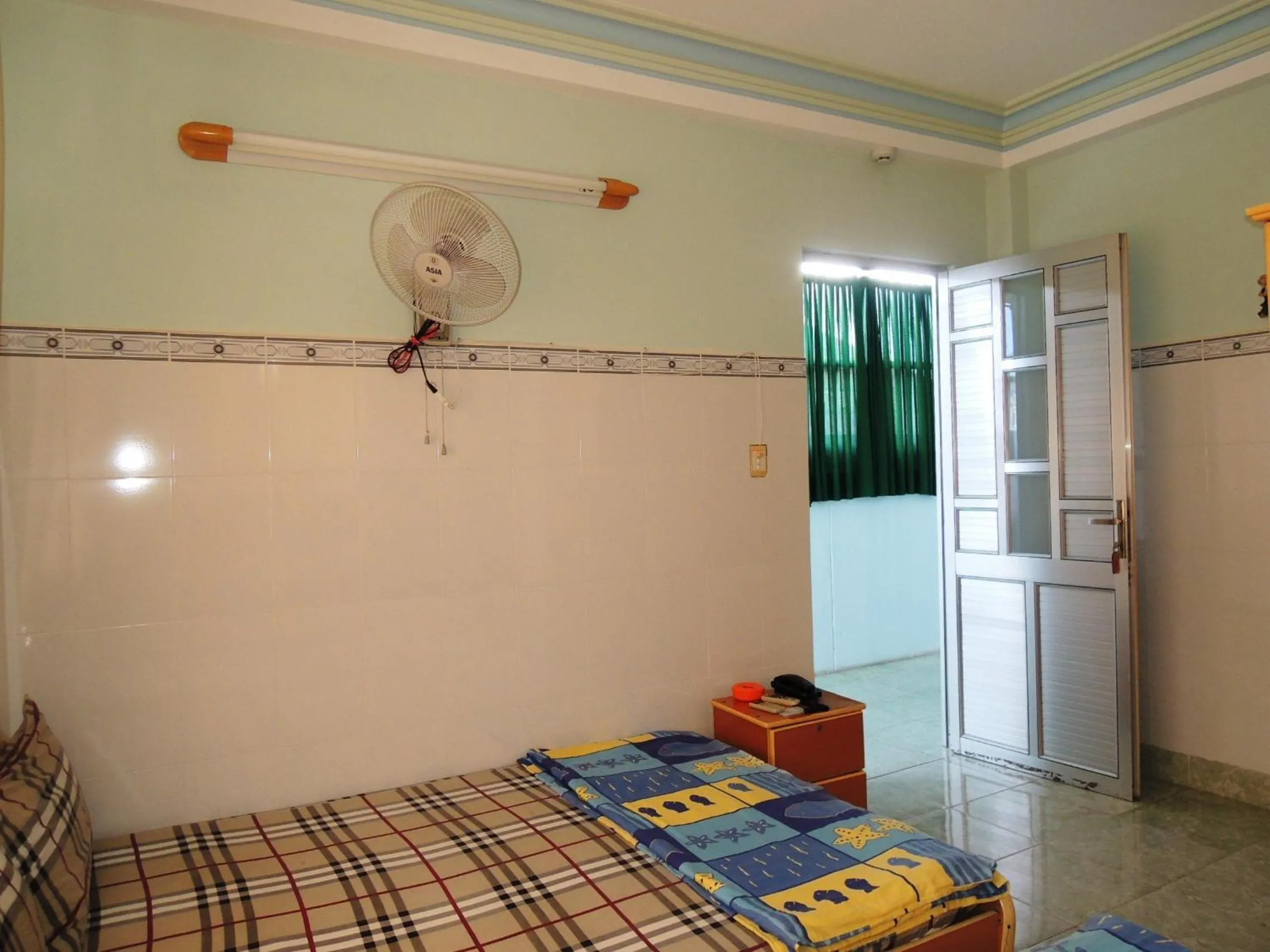 Photo of the whole room, Bed in Kathy Hotel