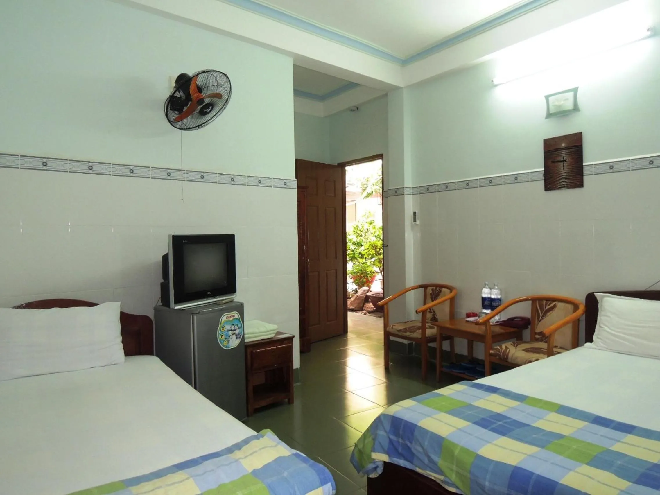 Photo of the whole room, Bed in Kathy Hotel