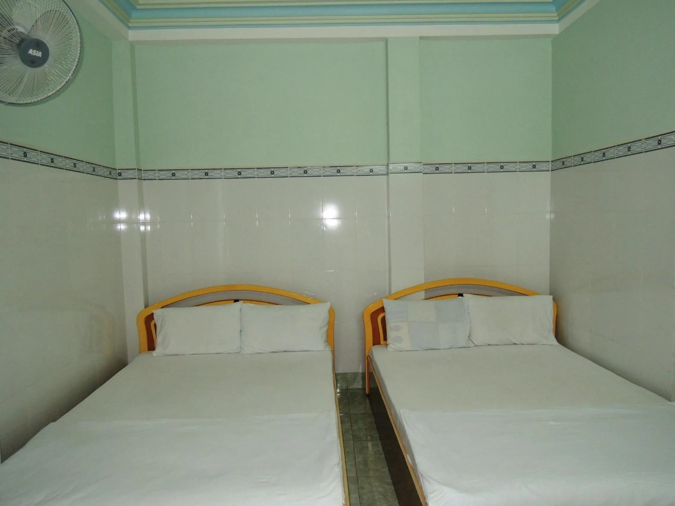 Photo of the whole room, Bed in Kathy Hotel