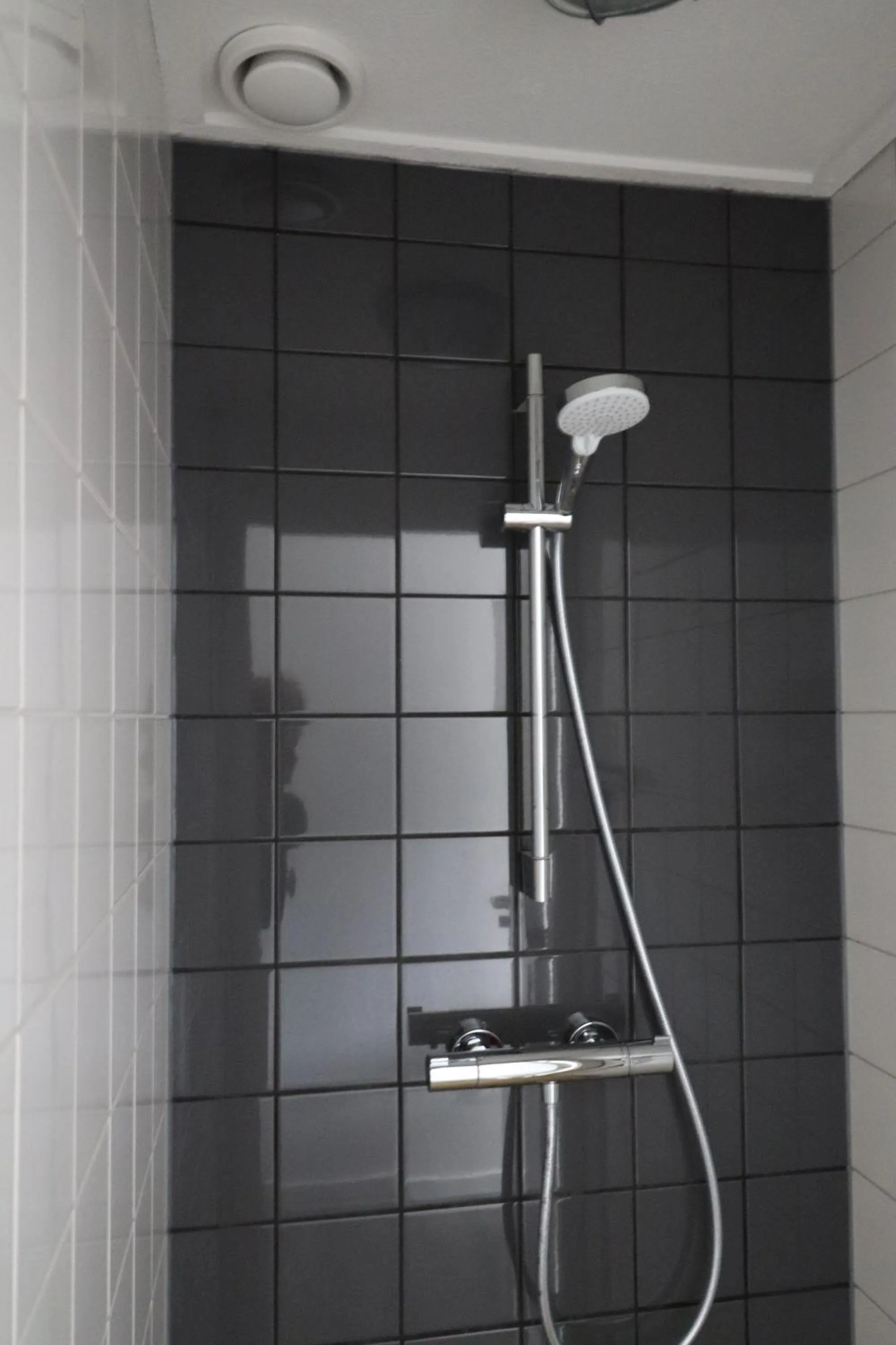Shower in Sier aan Zee