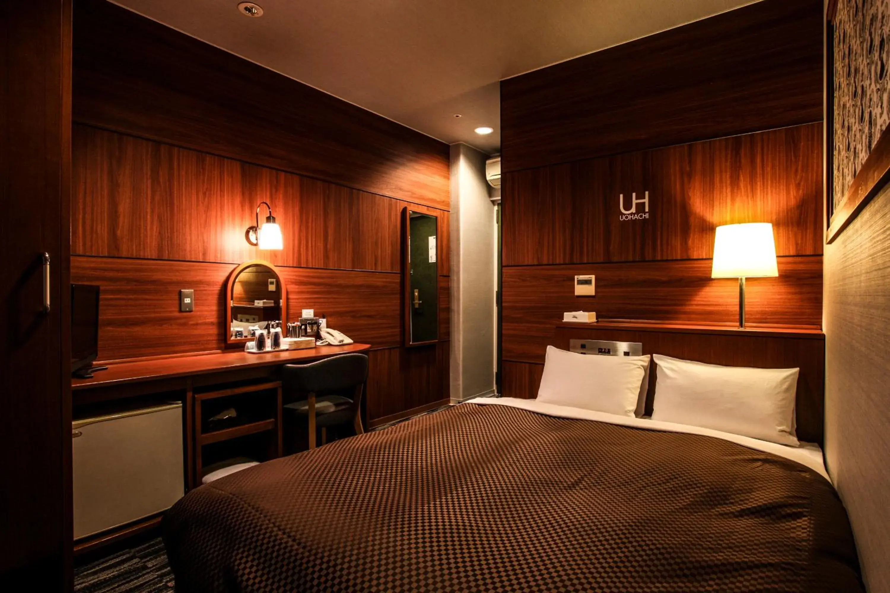 Photo of the whole room, Bed in Royal Hotel Uohachi Photo of the whole room, Bed in Royal Hotel Uohachi