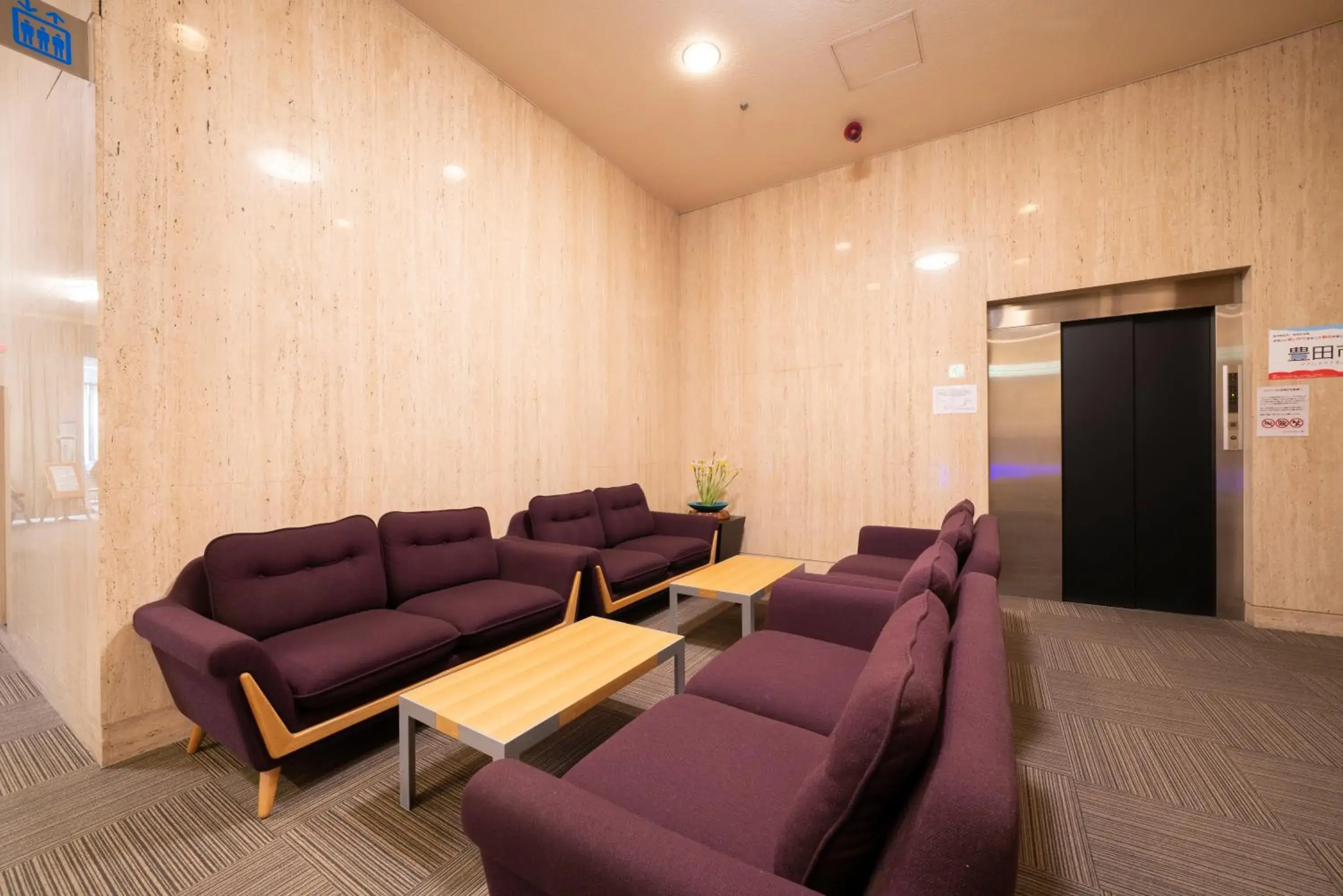 Lobby or reception in Royal Hotel Uohachi Lobby or reception in Royal Hotel Uohachi