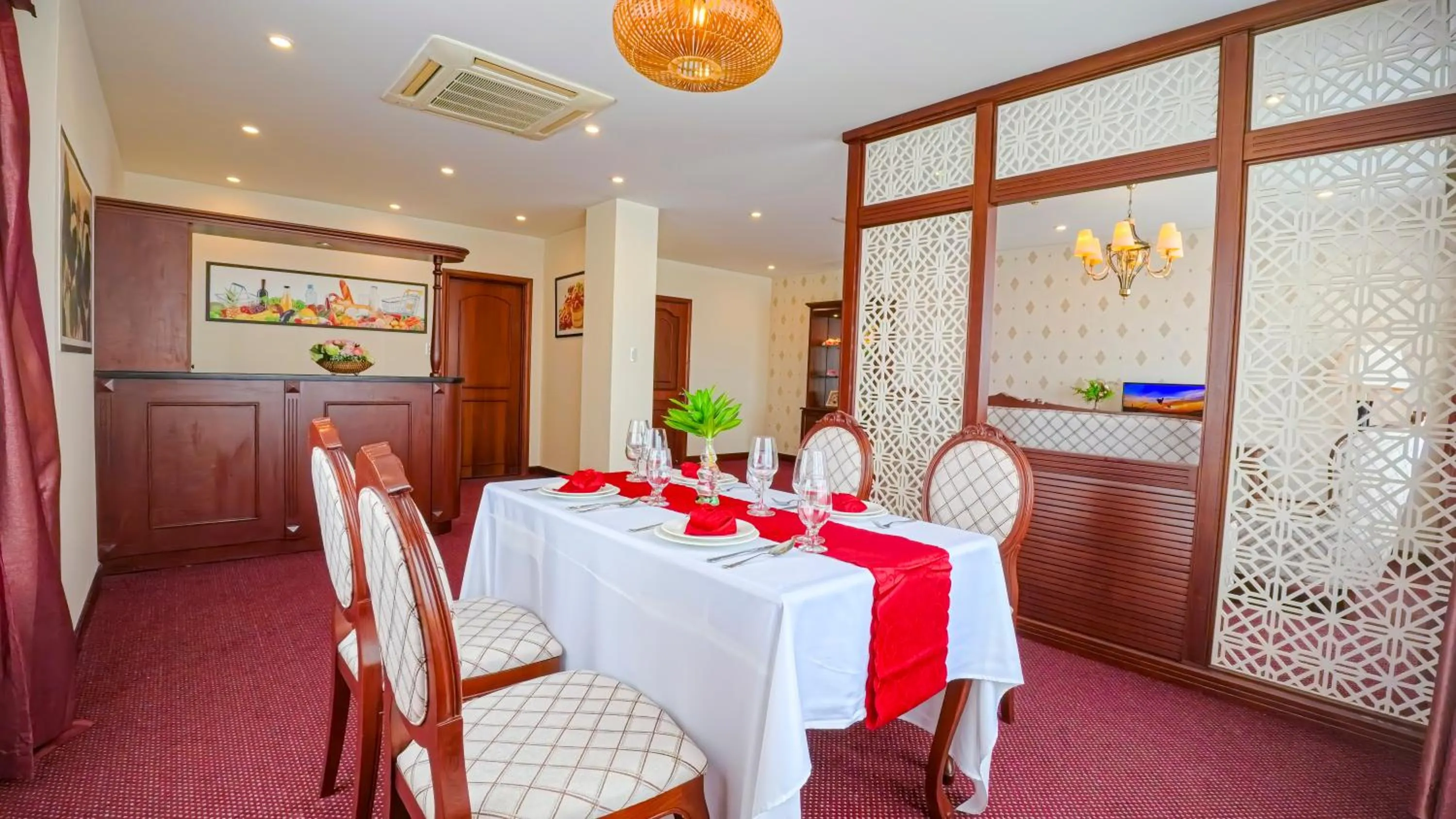Dining area in Sai Gon Rach Gia Hotel