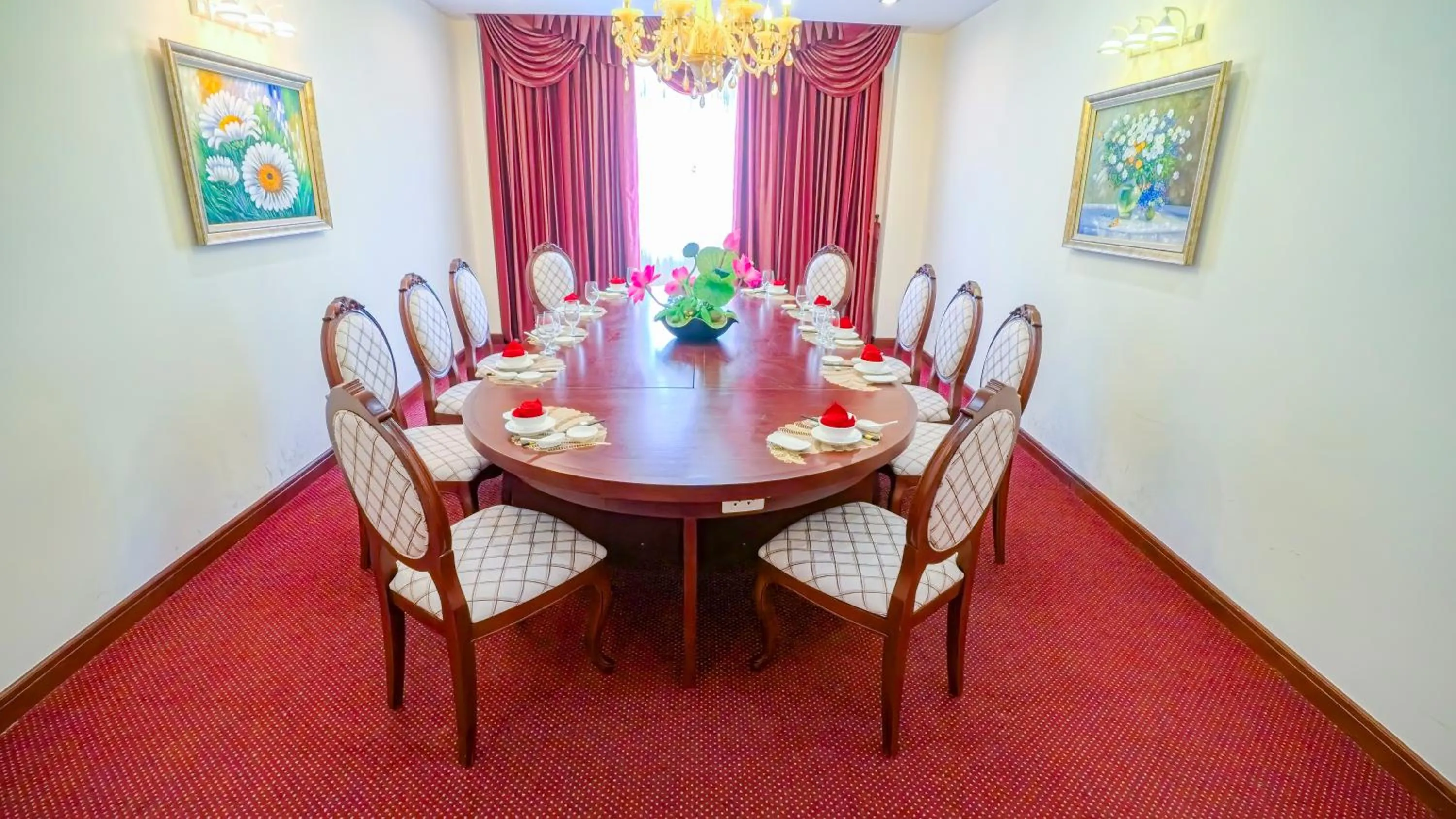 Dining area in Sai Gon Rach Gia Hotel