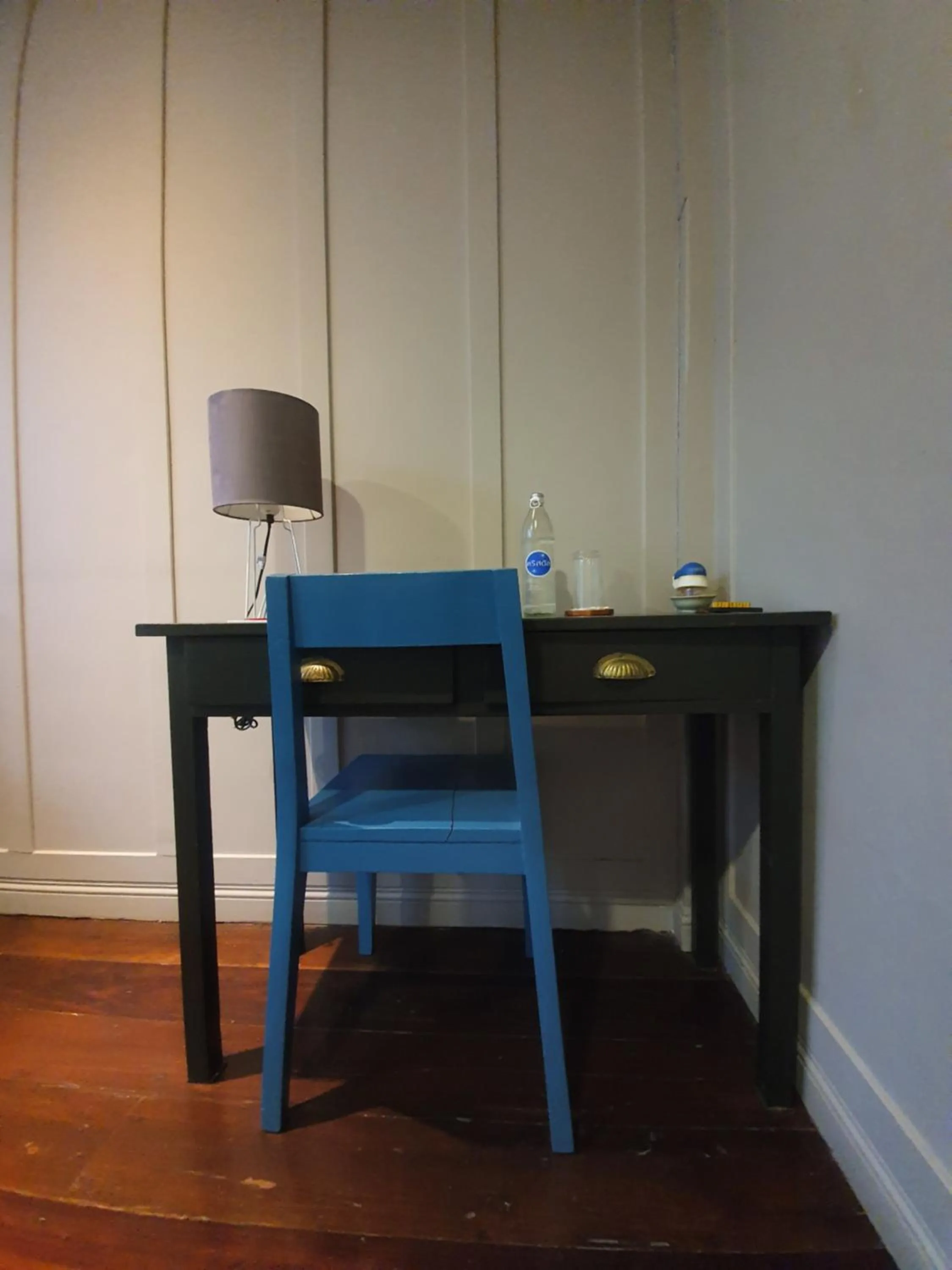 hair dresser in Dorm of Happiness by Tharaburi Resort