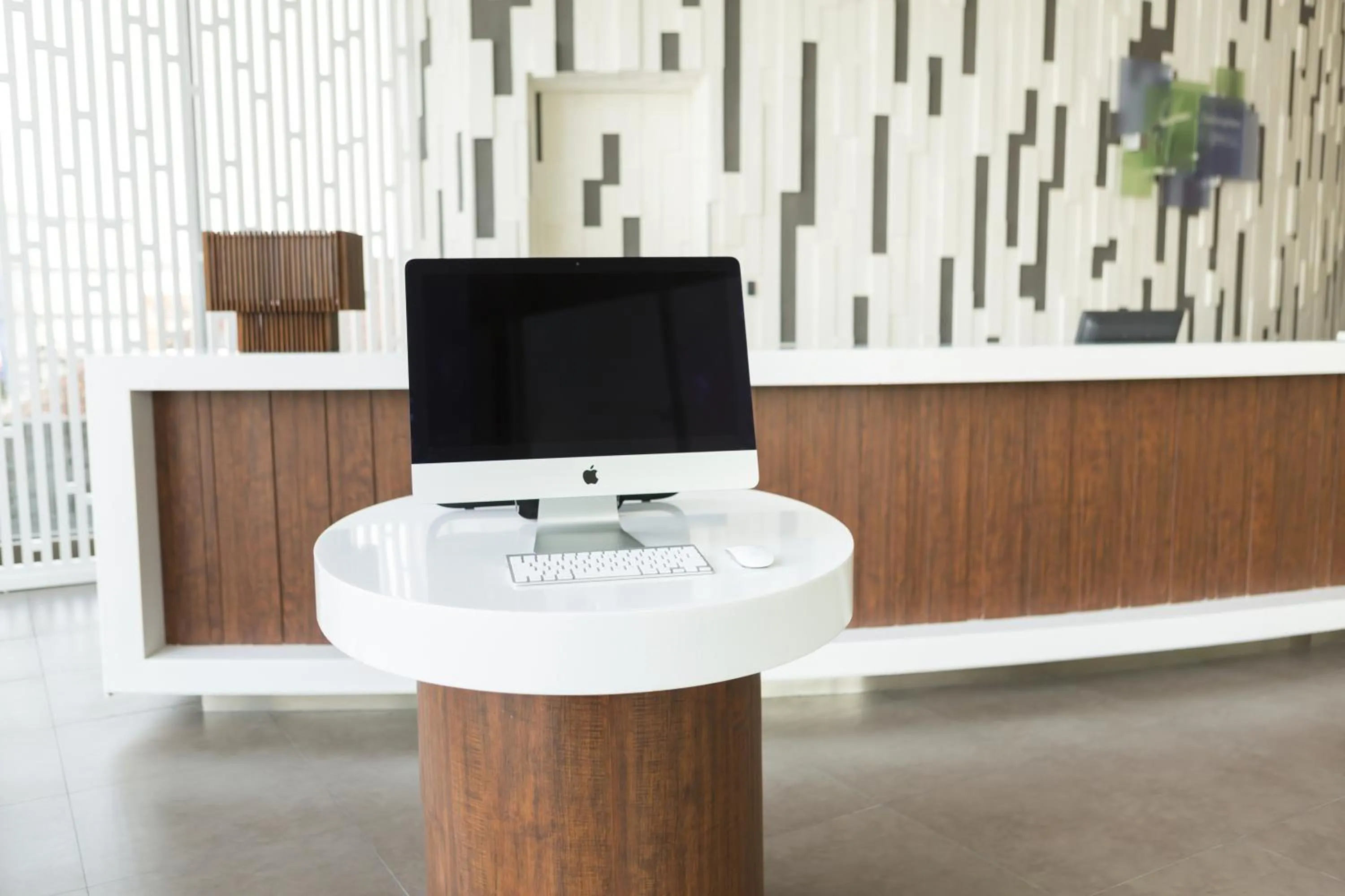 Business facilities in Holiday Inn Express Semarang Simpang Lima by IHG