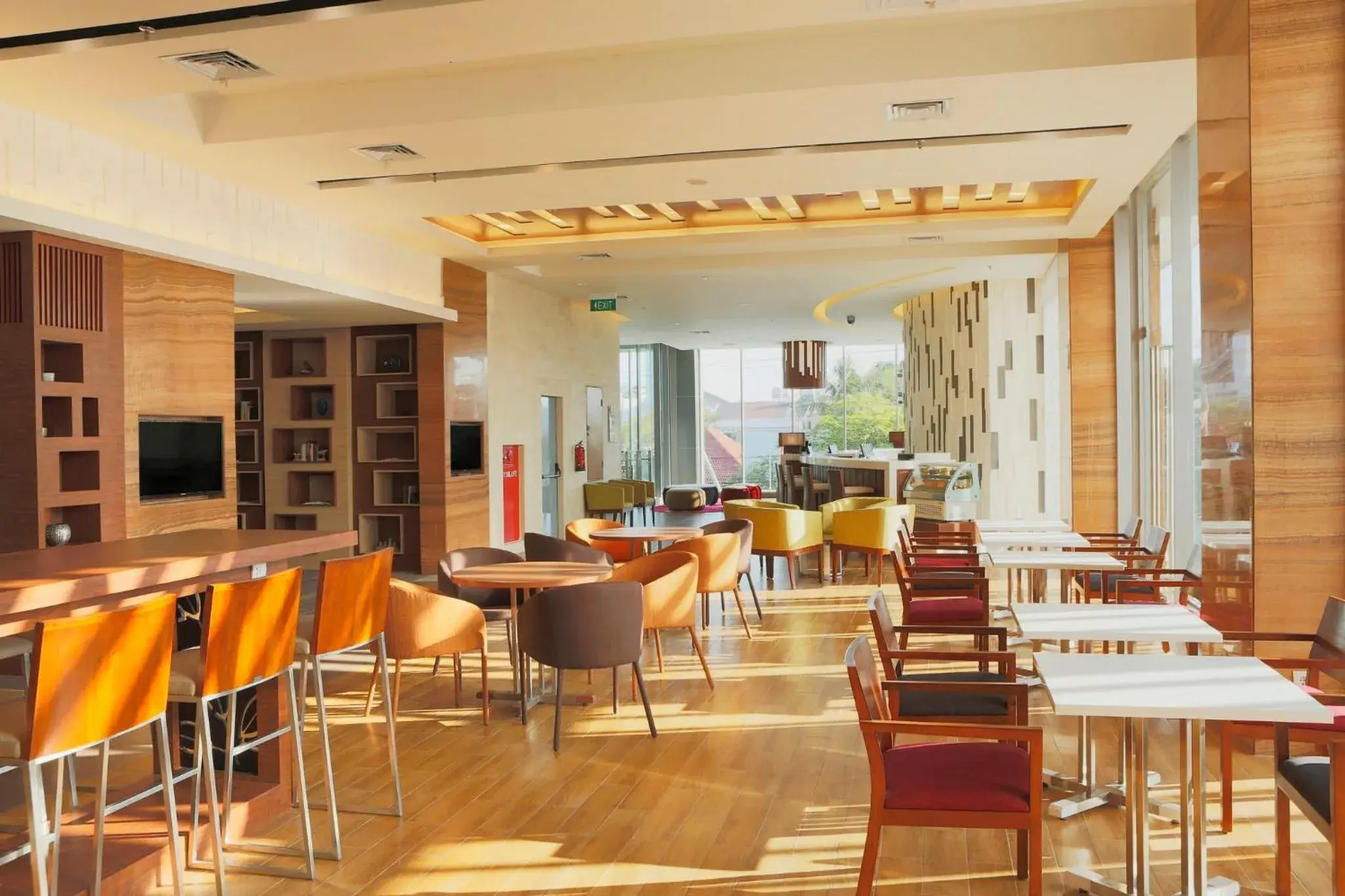 Restaurant/places to eat in Holiday Inn Express Semarang Simpang Lima by IHG Restaurant/places to eat in Holiday Inn Express Semarang Simpang Lima by IHG