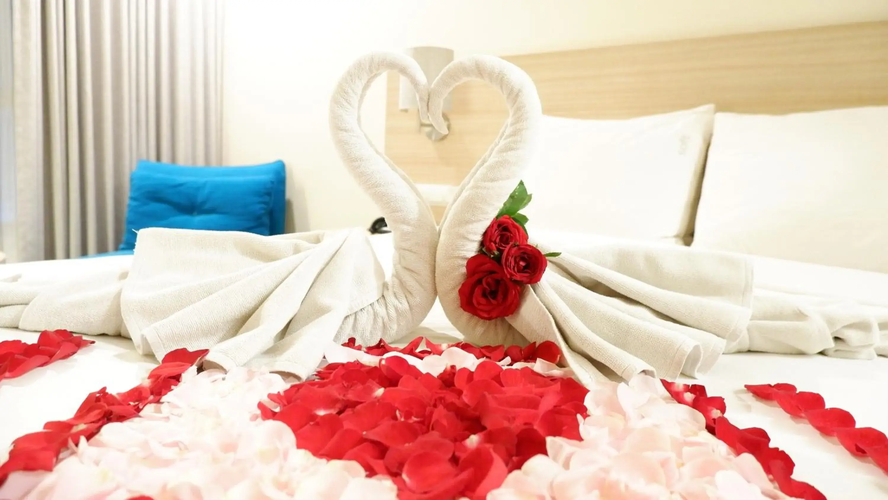 Bed in Holiday Inn Express Semarang Simpang Lima by IHG Bed in Holiday Inn Express Semarang Simpang Lima by IHG