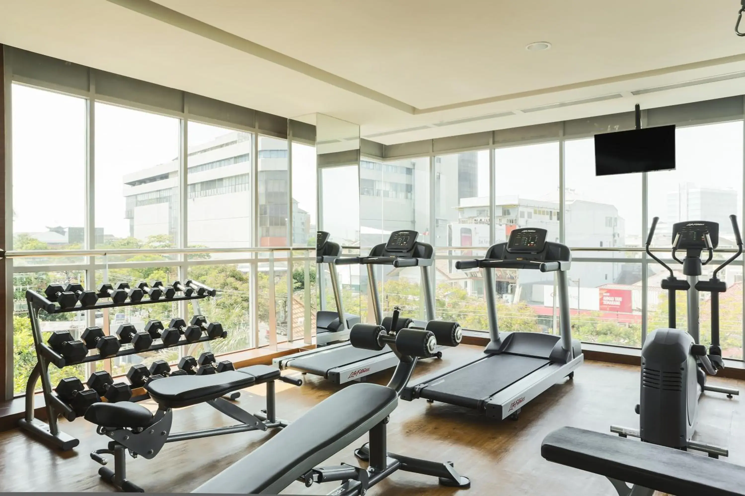 Fitness centre/facilities in Holiday Inn Express Semarang Simpang Lima by IHG Fitness centre/facilities in Holiday Inn Express Semarang Simpang Lima by IHG