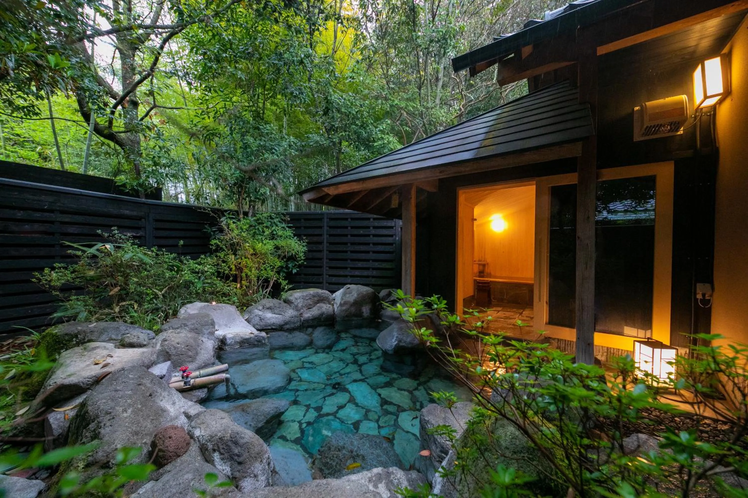 Open Air Bath in Baien