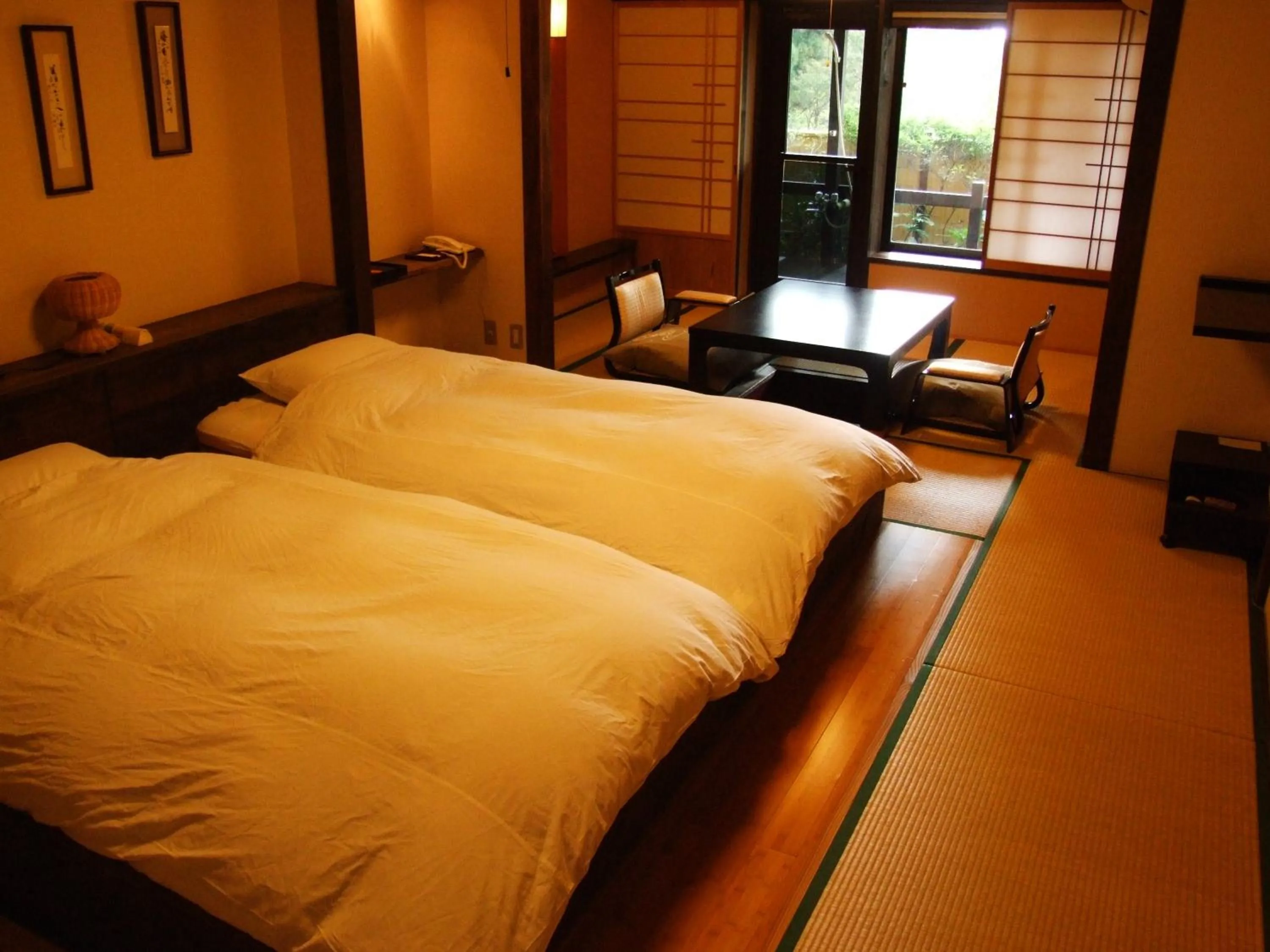 Photo of the whole room, Bed in Hananoyado Fukuya