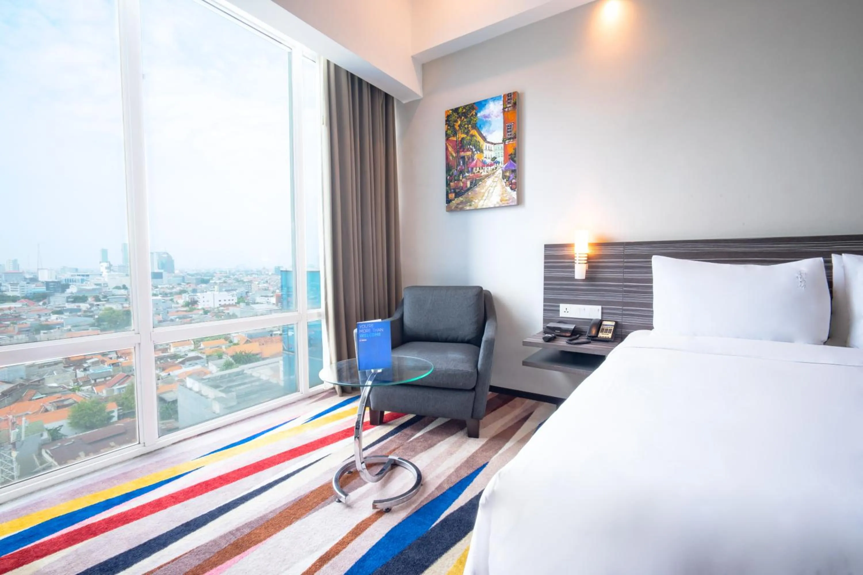 Bed in Holiday Inn Express Surabaya CenterPoint by IHG