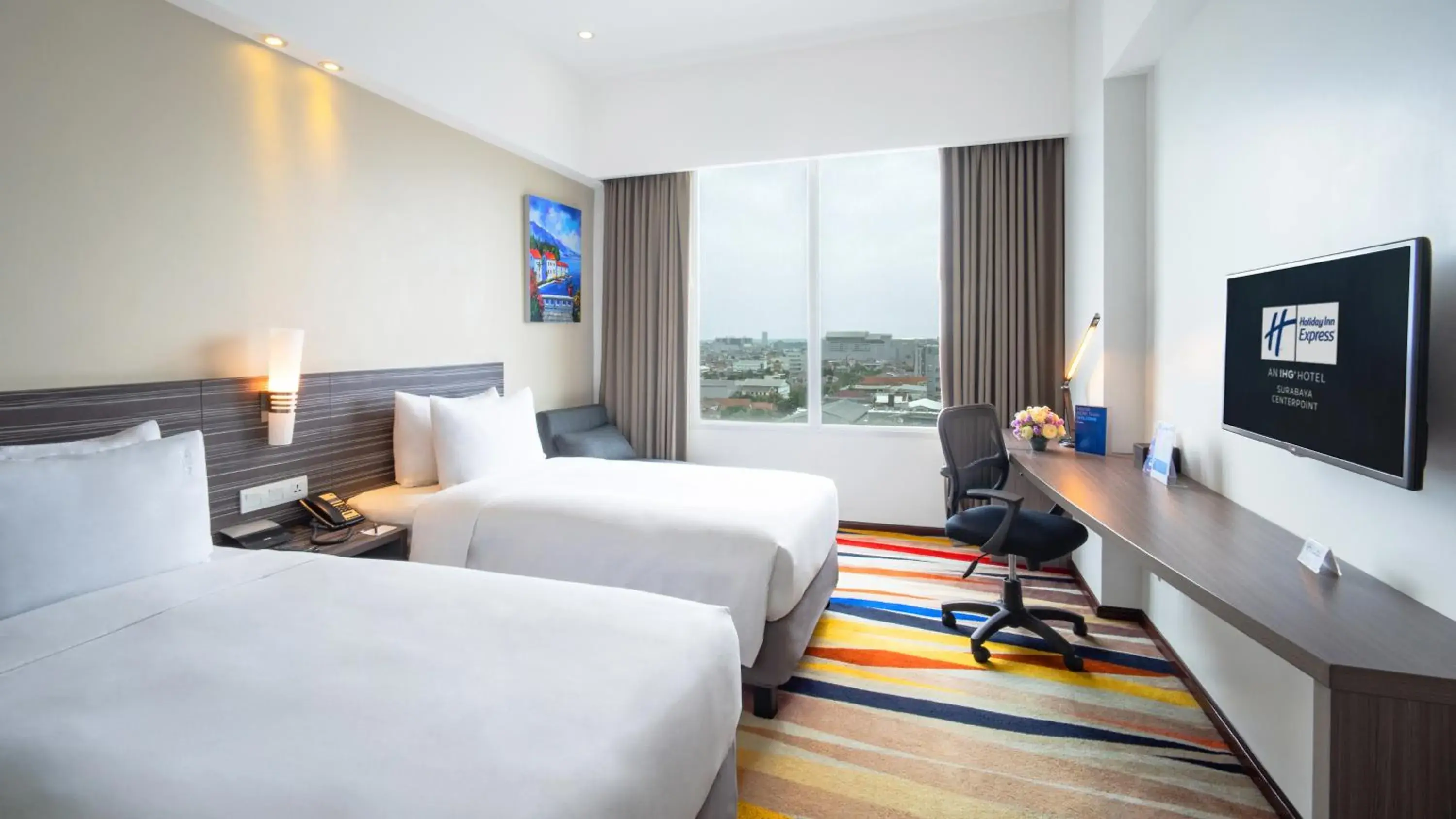 Bed in Holiday Inn Express Surabaya CenterPoint by IHG Bed in Holiday Inn Express Surabaya CenterPoint by IHG