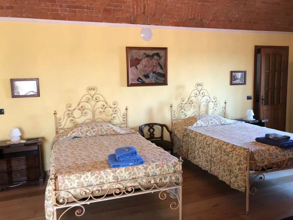 Deluxe Double Room with Extra Bed - single occupancy in Cascina la Barona