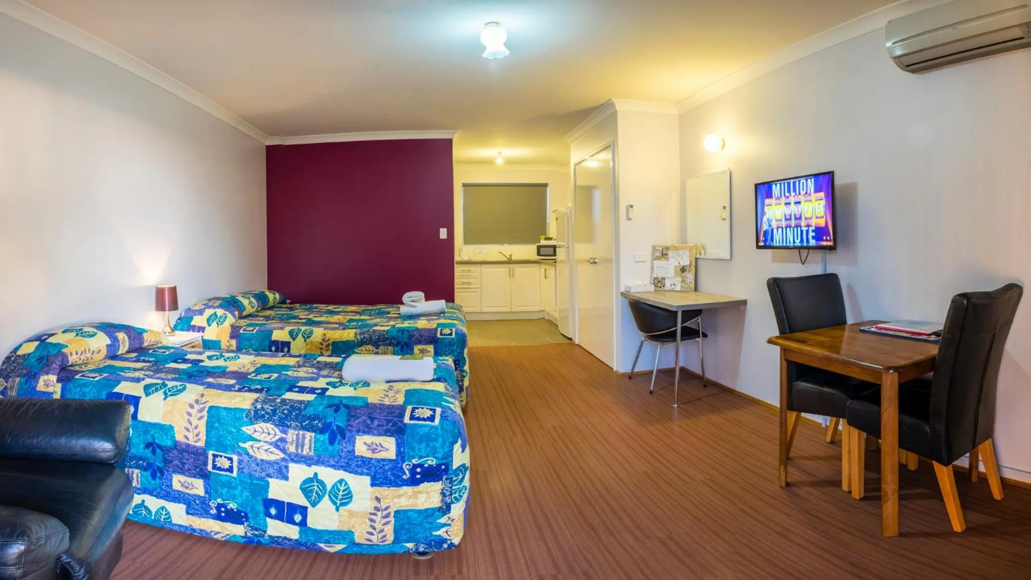 Photo of the whole room, Bed in Australind Tourist Park