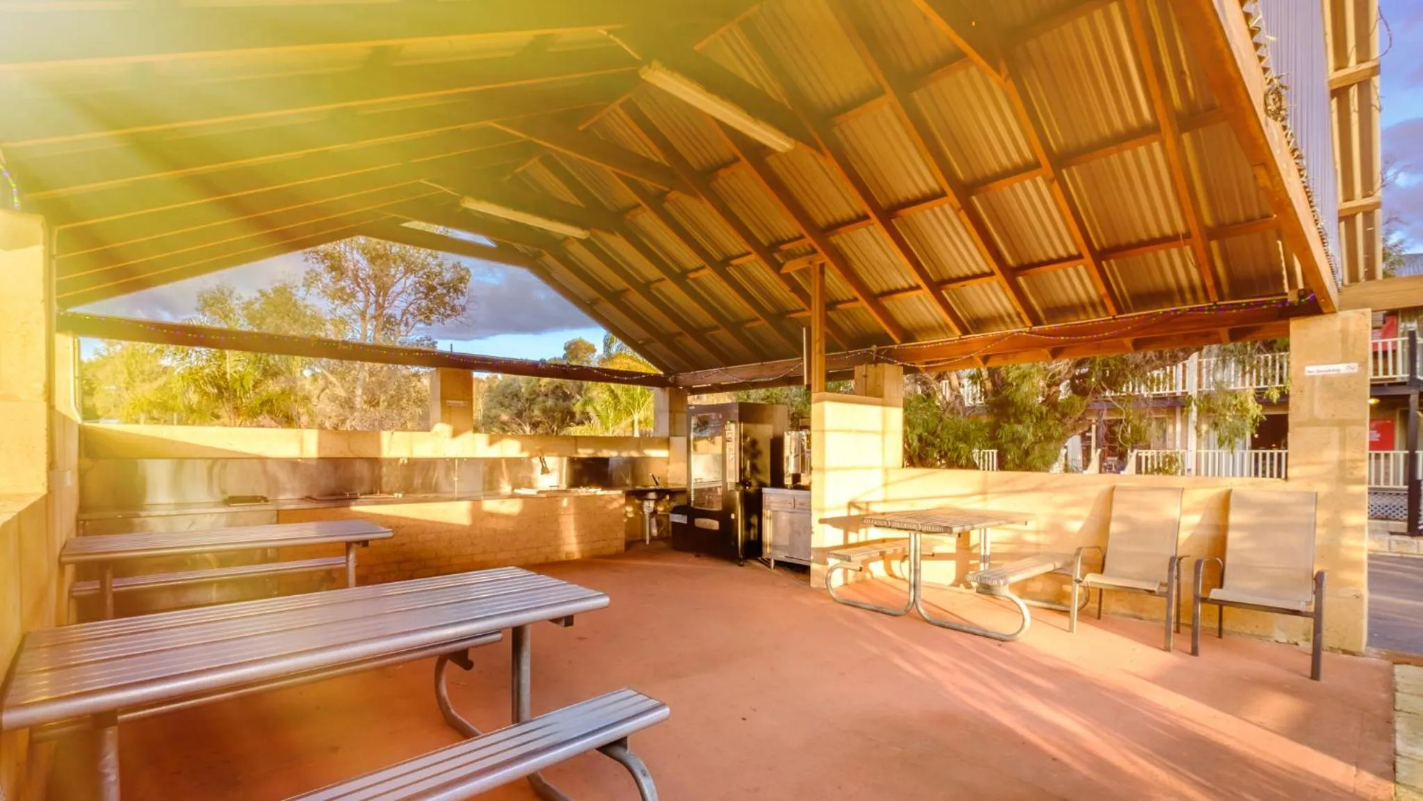 Property building in Australind Tourist Park