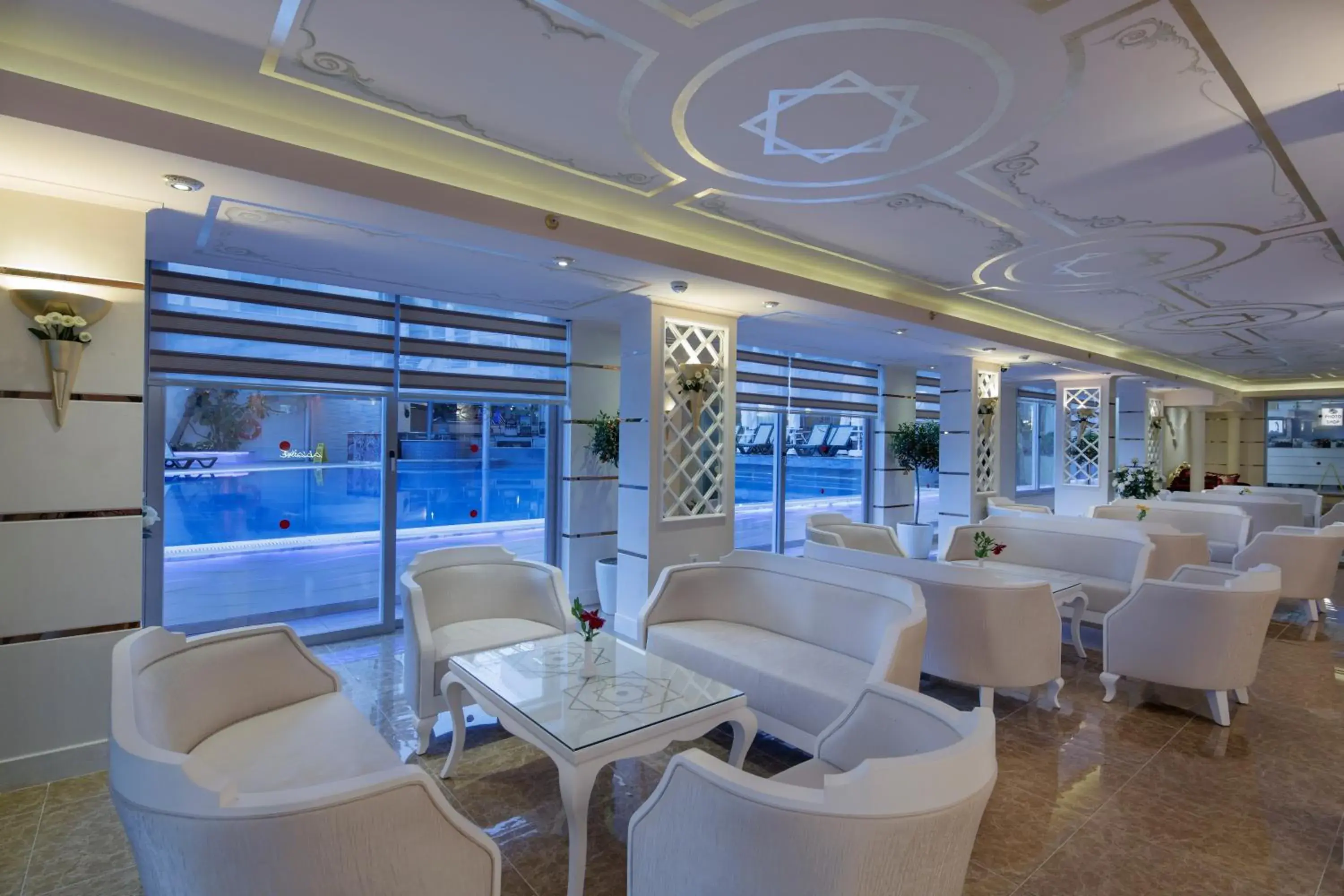 Lobby or reception in Alaiye Kleopatra Hotel Lobby or reception in Alaiye Kleopatra Hotel