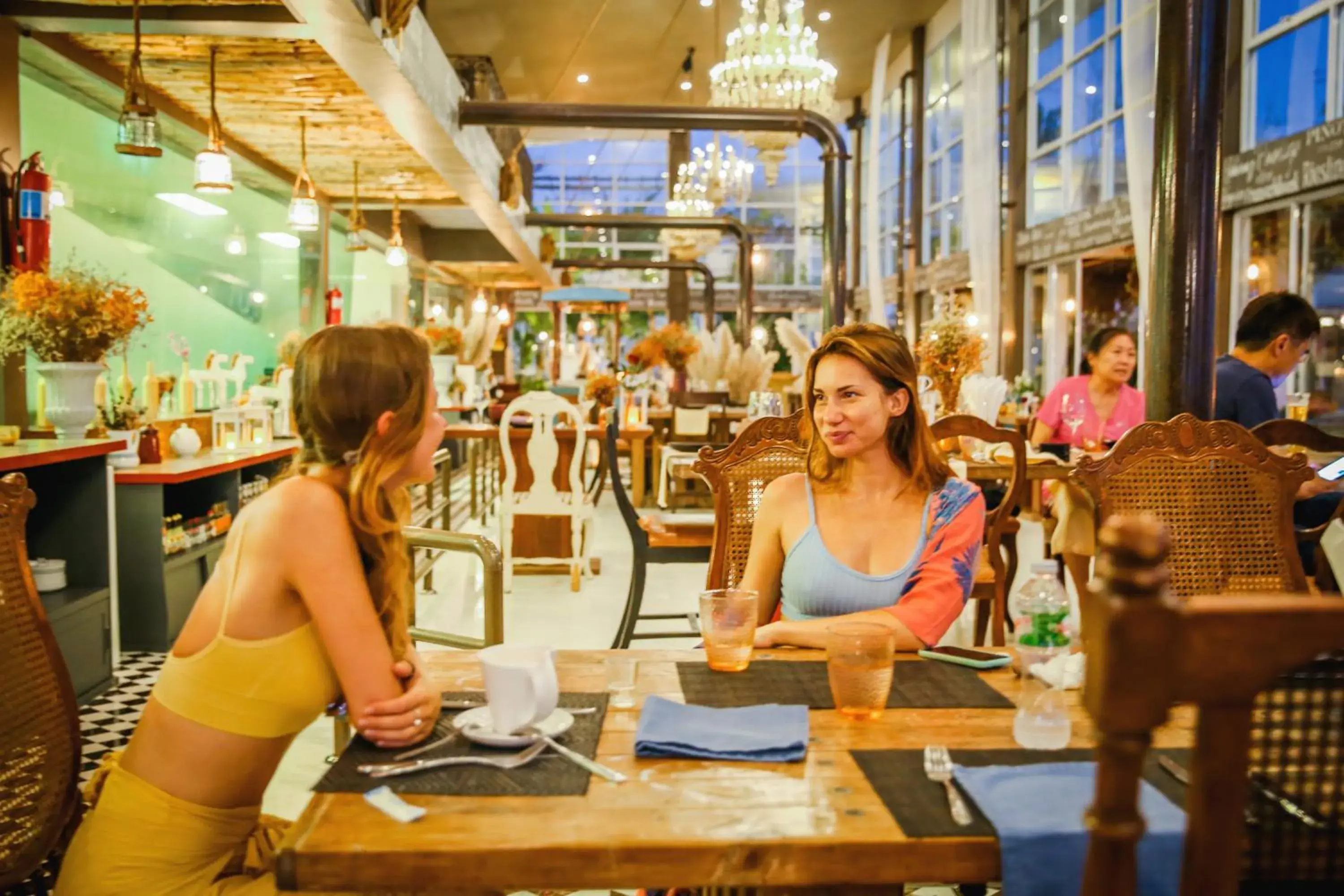 Restaurant/places to eat in Summer Luxury Beach Resort & Spa Restaurant/places to eat in Summer Luxury Beach Resort & Spa