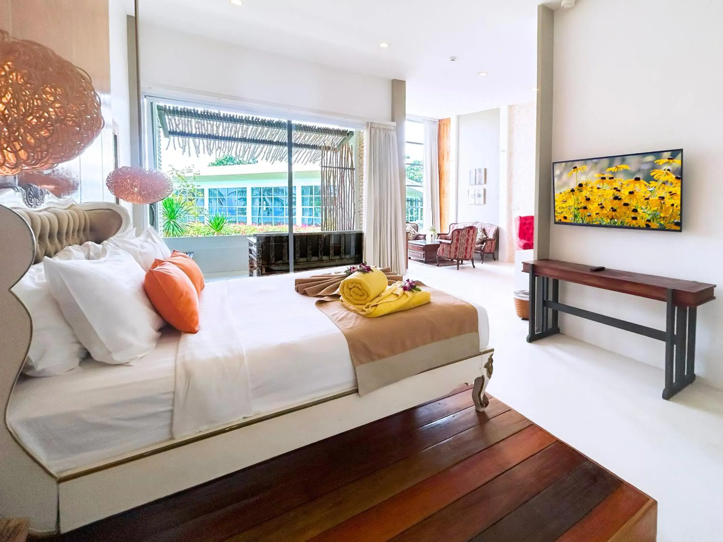 Bedroom in Summer Luxury Beach Resort & Spa Bedroom in Summer Luxury Beach Resort & Spa