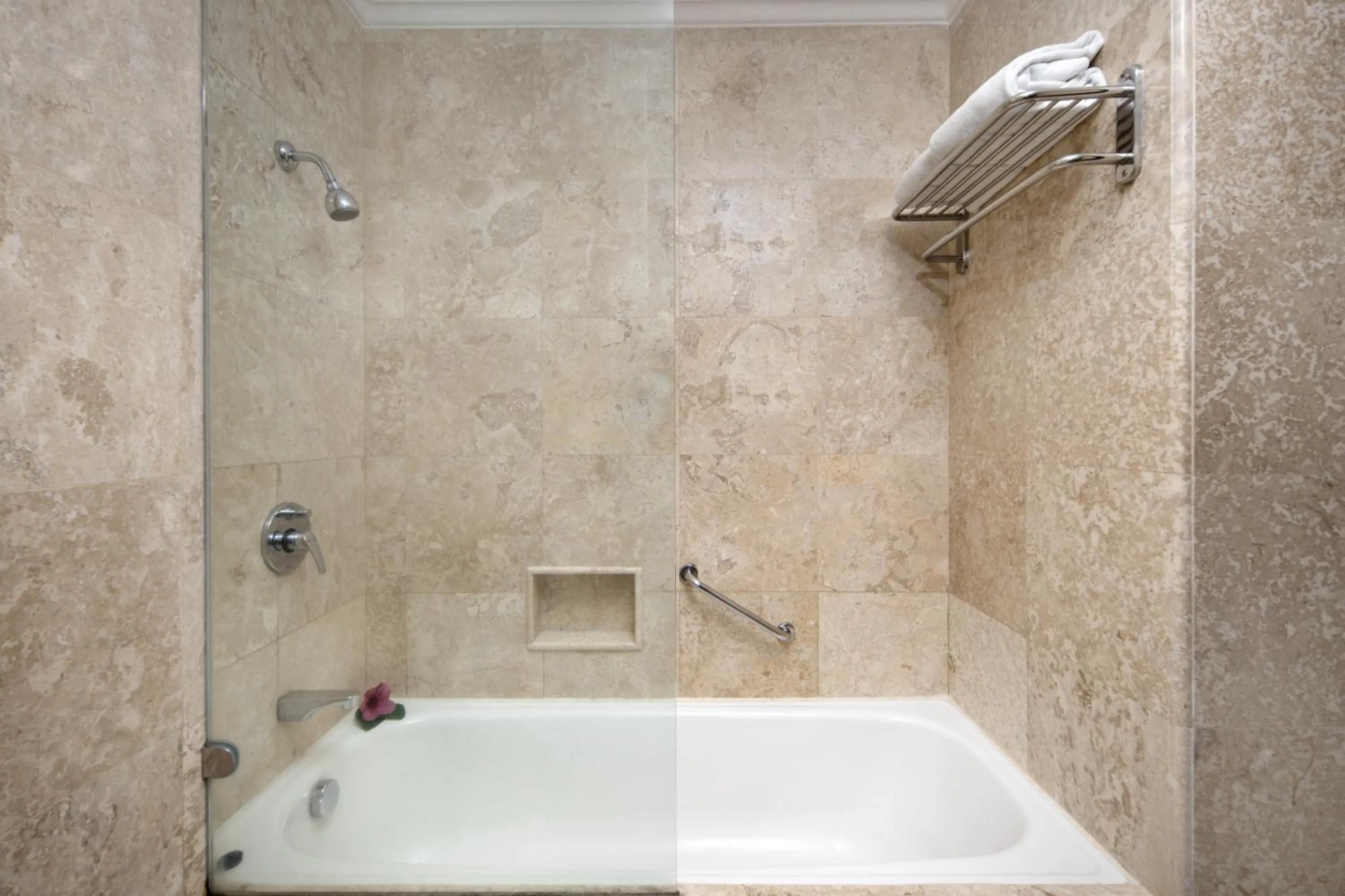 Royal Hotel and Convention Tretes