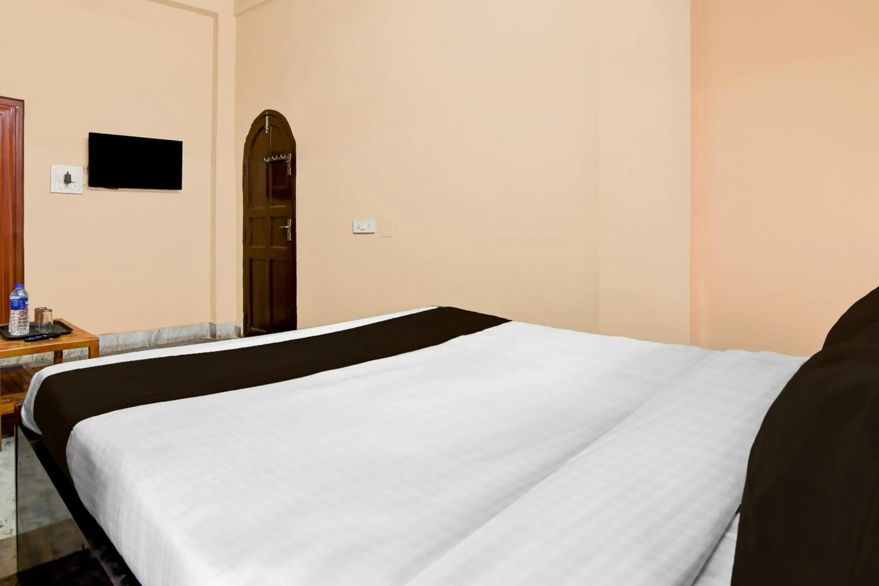 Bedroom, Bed in Super Hotel O NSCB International Airport Formerly Bougain Villa
