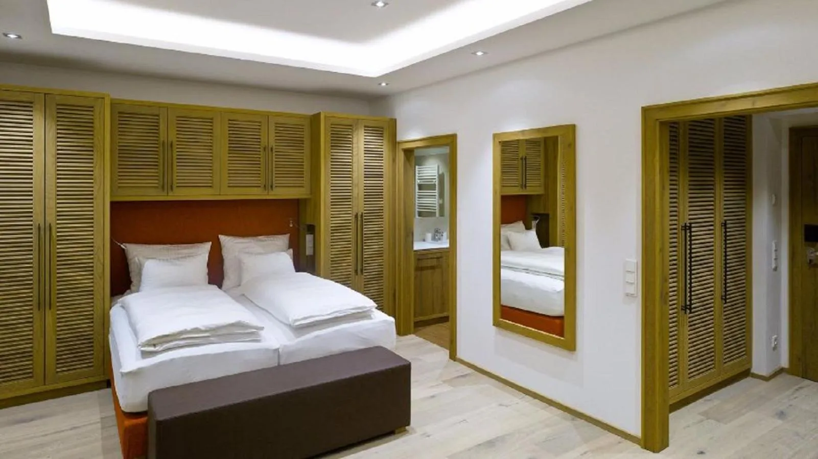 Bedroom, Bed in Hotel Diamond Country Club