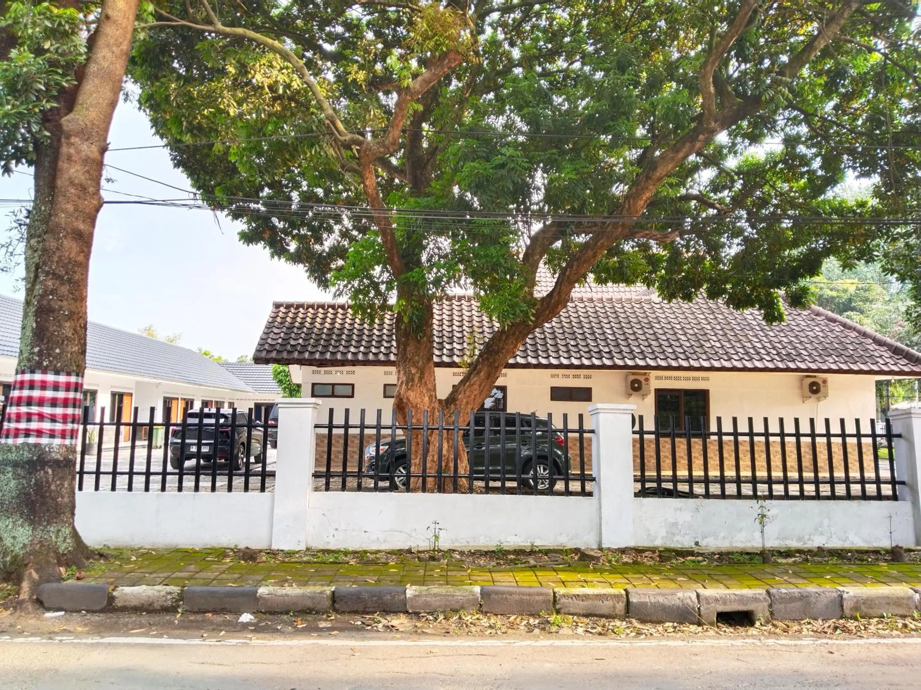 Roemah Kavaleri powered by Cocotel