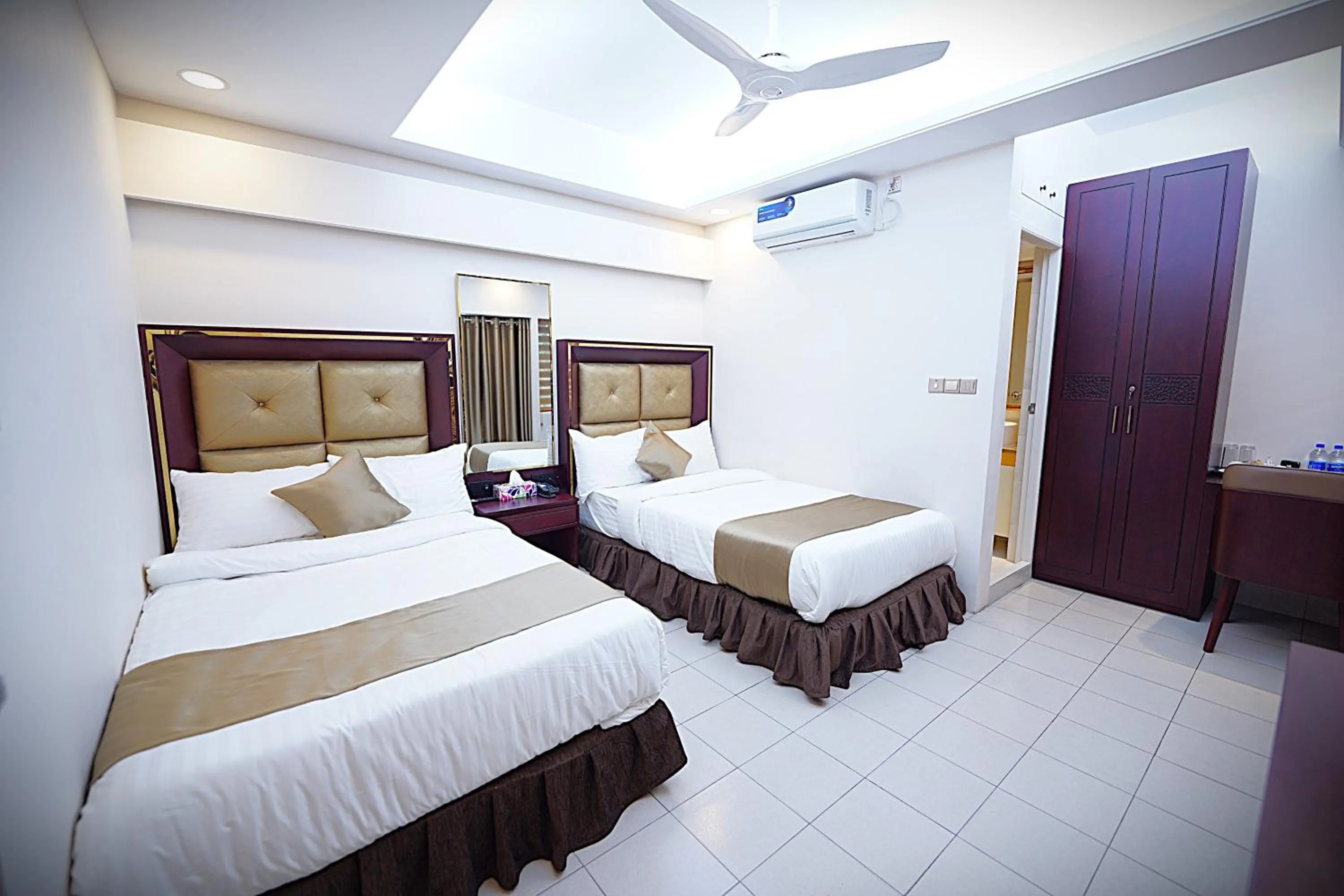 Superior Twin Room in Tourister Bd Ltd