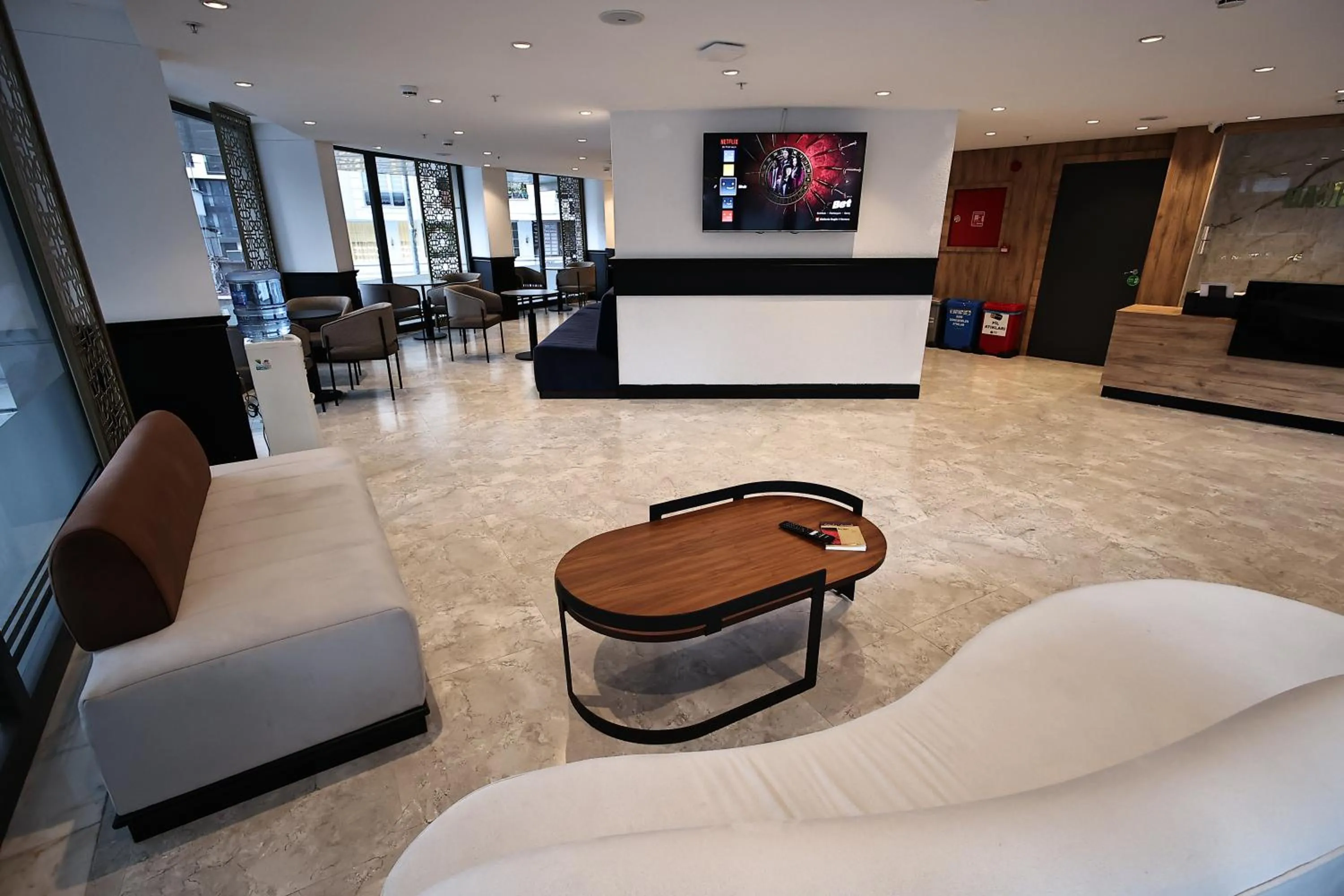 Lobby or reception in Hacıhan Hotel