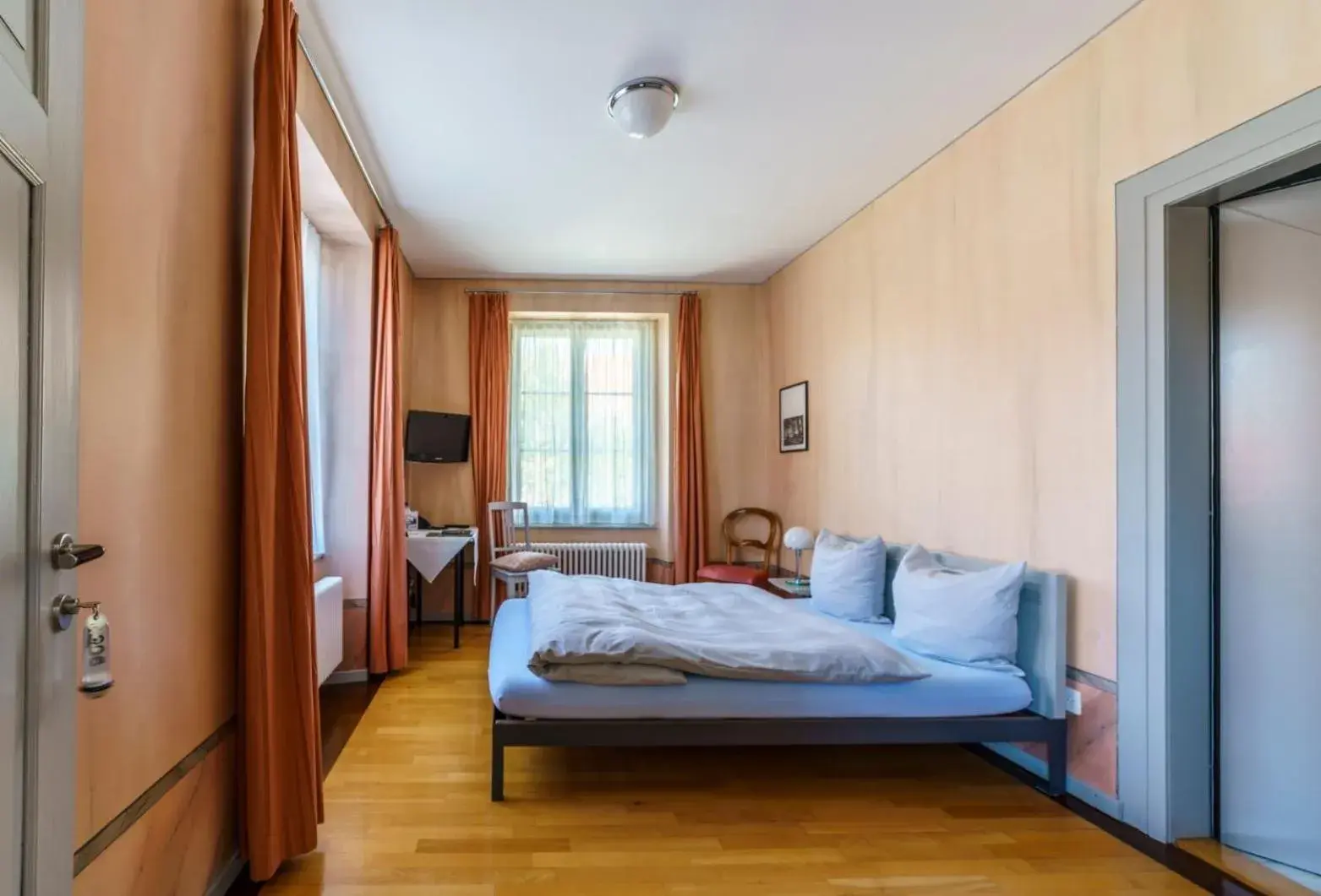 Budget Double Room - single occupancy in Gasthof Gyrenbad Budget Double Room - single occupancy in Gasthof Gyrenbad