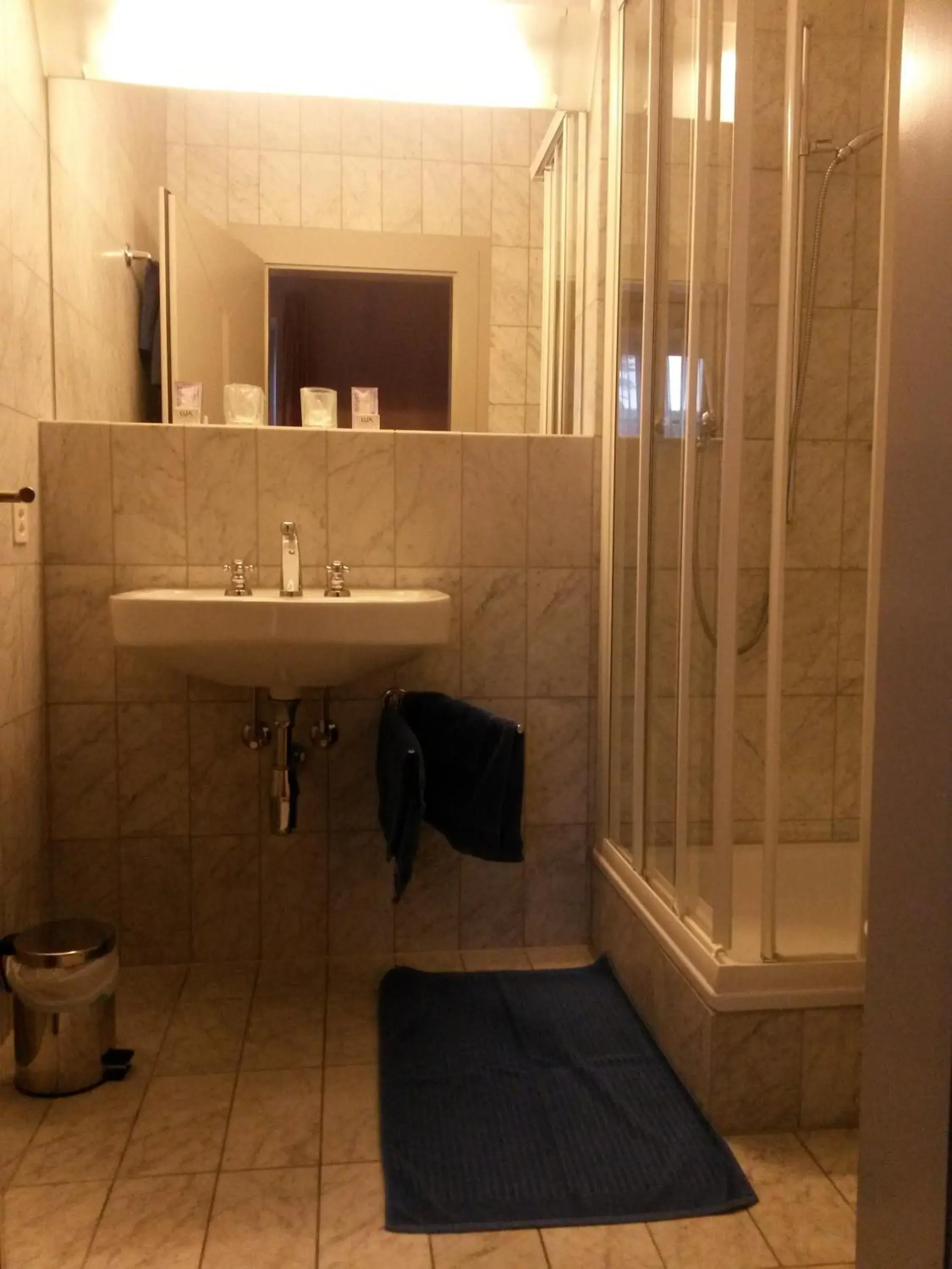 Budget Double Room - single occupancy in Gasthof Gyrenbad Budget Double Room - single occupancy in Gasthof Gyrenbad