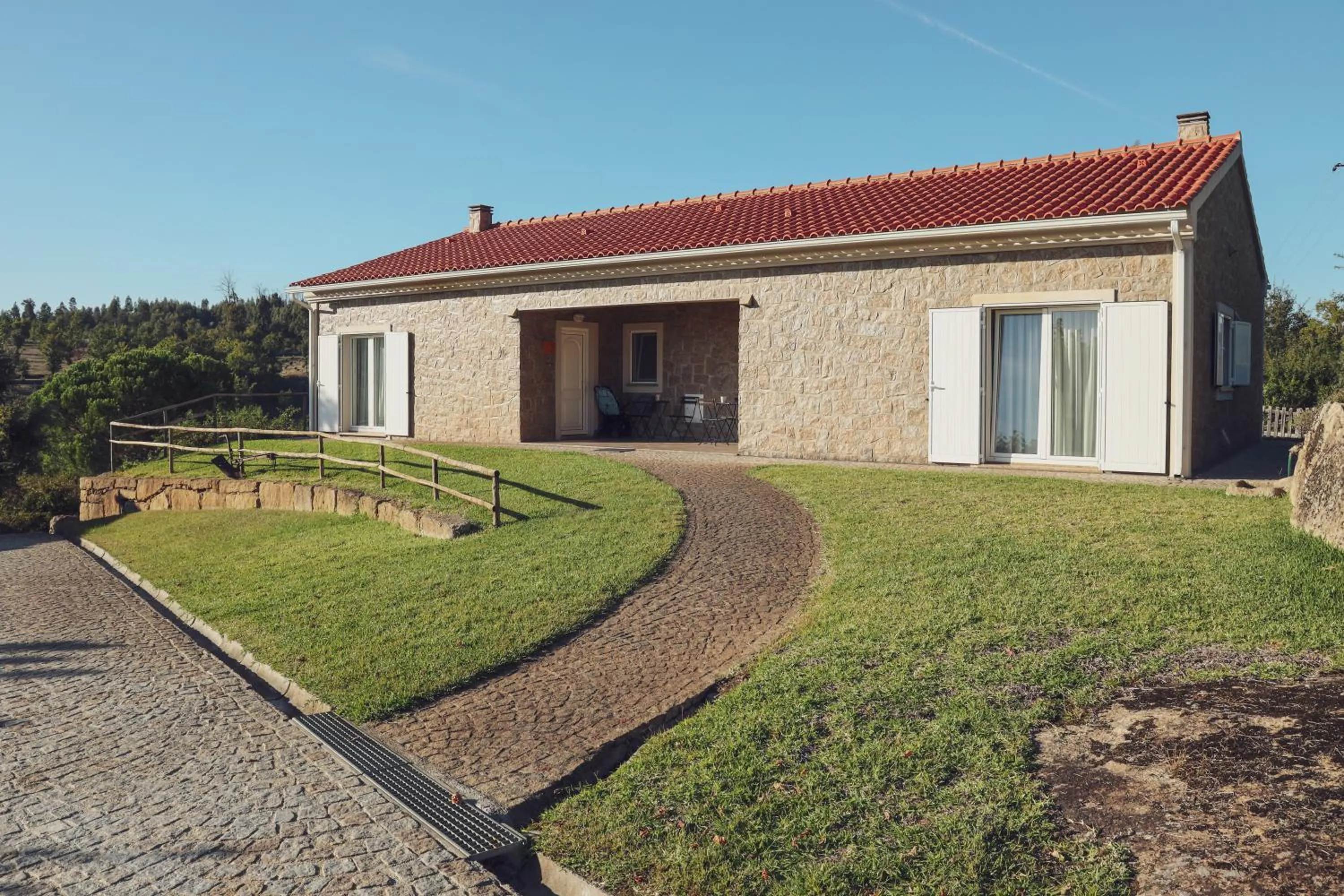 Property building in I Love Dão Casas Da Fraga