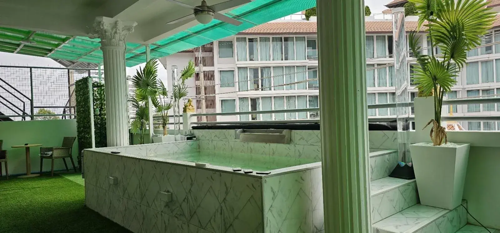 Swimming pool in Priory Hillside Residence Swimming pool in Priory Hillside Residence